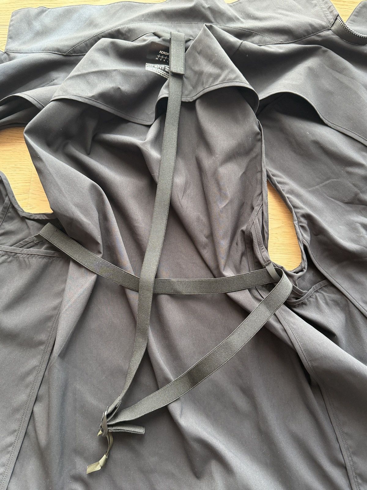 Acronym V68-M Vest Size US L / EU 52-54 / 3 - 6 Thumbnail
