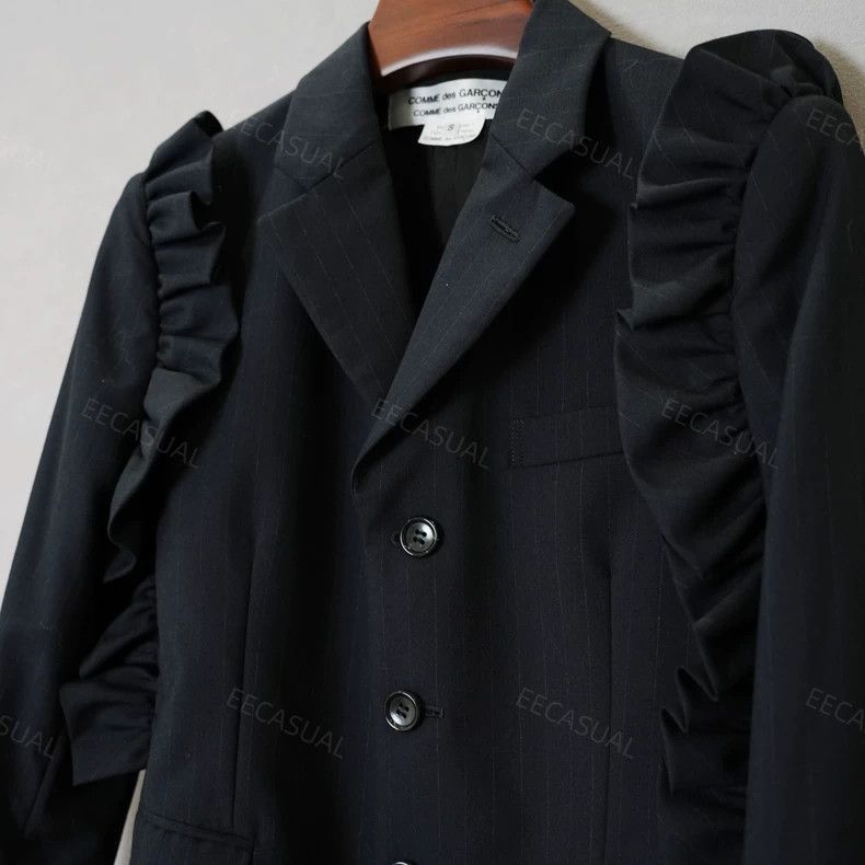 Comme des Garcons Comme Des Garcons Lace Shoulder Wool Blazer Size S / US 4 / IT 40 - 5 Thumbnail
