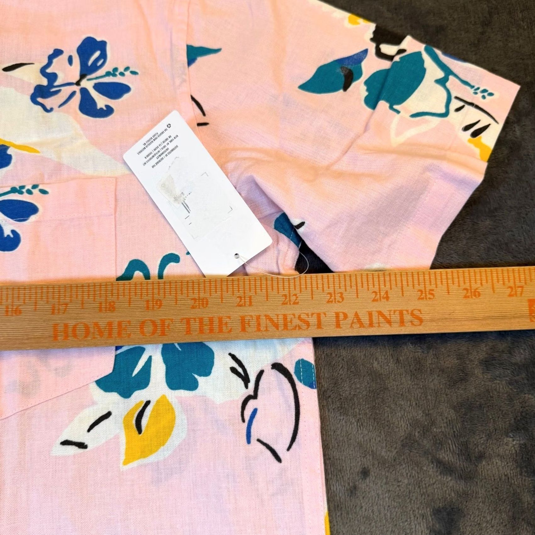 Hurley Hurley Button-Up Shirt Mens M Pink Floral Short Sleeve Linen NWT 90s? tropical beach aloha Pocket Size US M / EU 48-50 / 2 - 7 Thumbnail