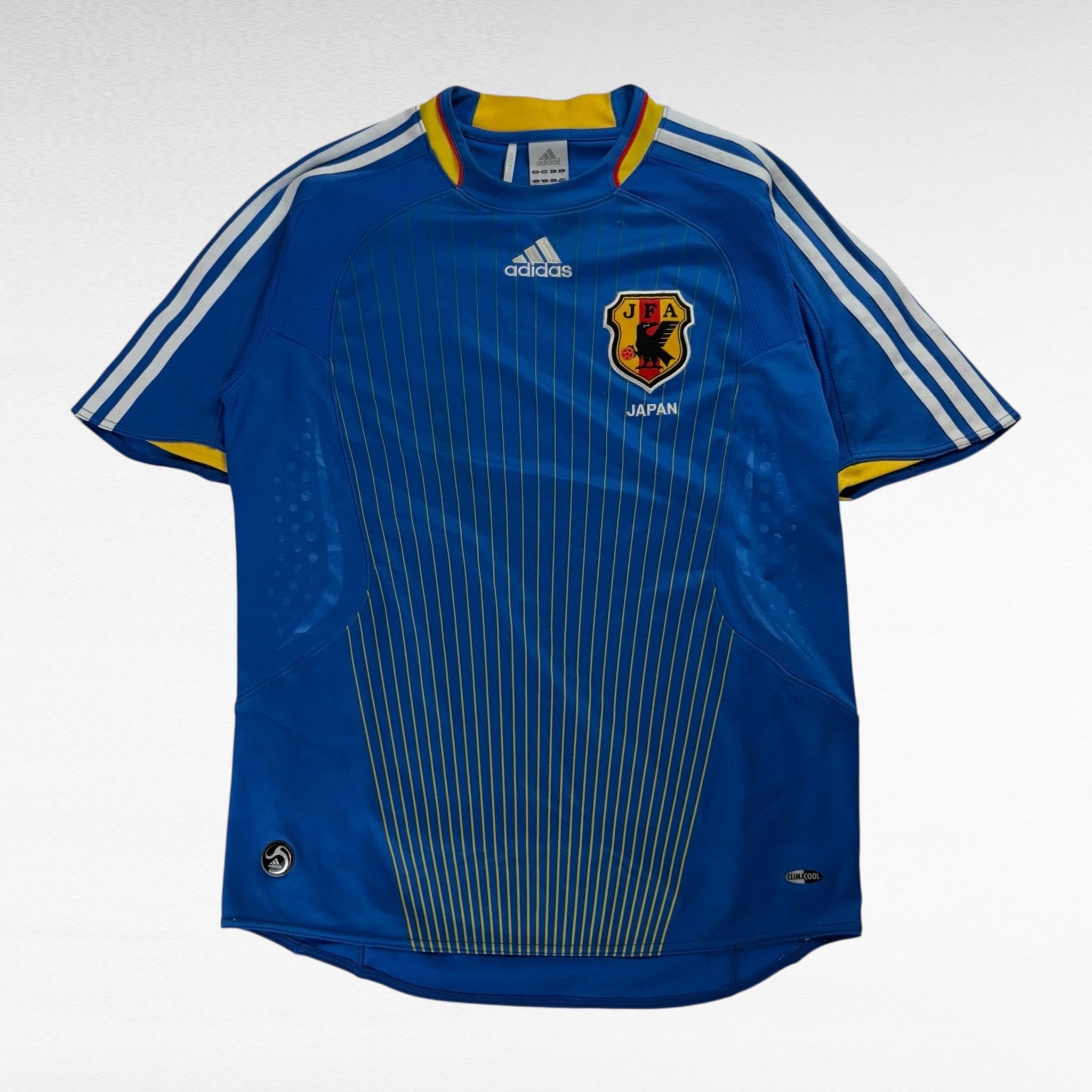 Adidas Adidas 00s Shirt Size M Size US M / EU 48-50 / 2 - 1 Thumbnail
