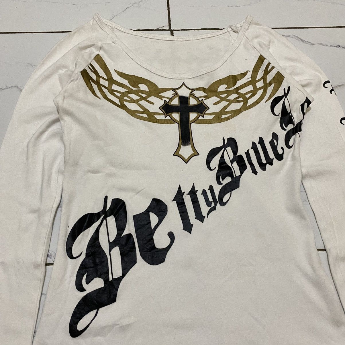 Japanese Brand 2000s Betty Blue Tribal Cross Longsleeve Size M / US 6-8 / IT 42-44 - 5 Thumbnail