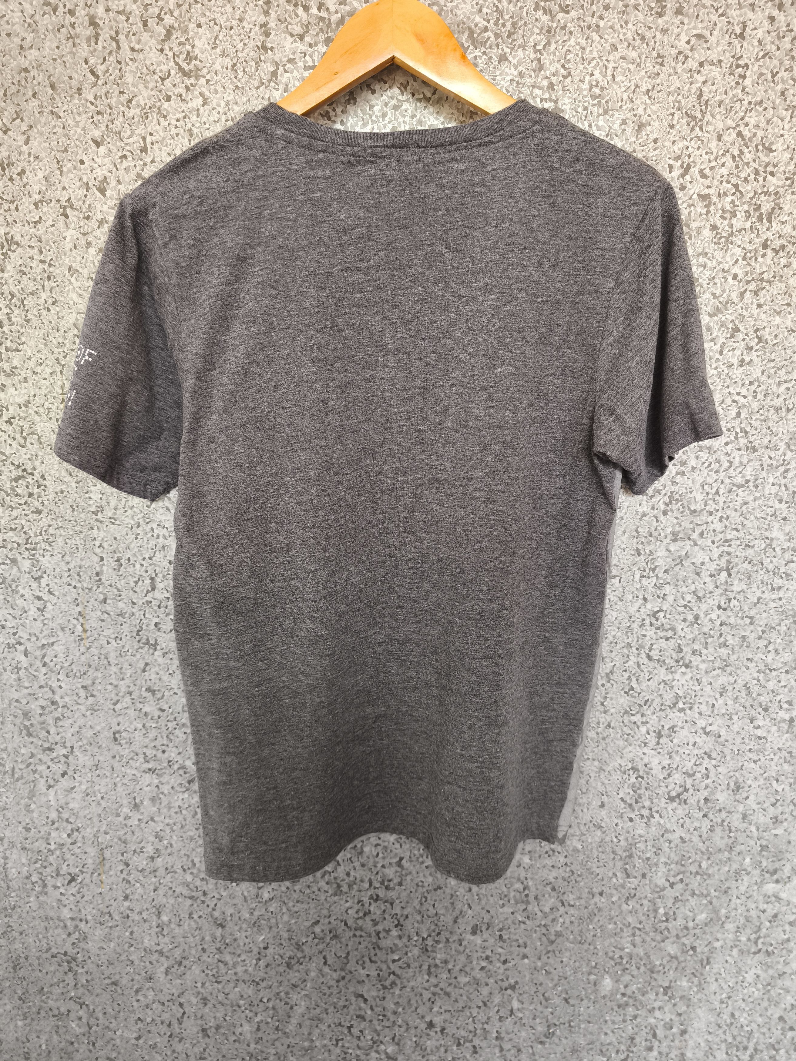 Peanuts 🔥 Vintage 90s Vintage Peanuts Snoopy t shirt full print Size US M / EU 48-50 / 2 - 4 Thumbnail