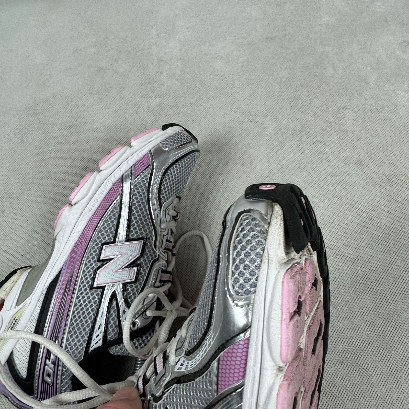 New Balance New Balance 740 Sneakers Shoes 5.5 Size US 5.5 / EU 38 - 6 Thumbnail