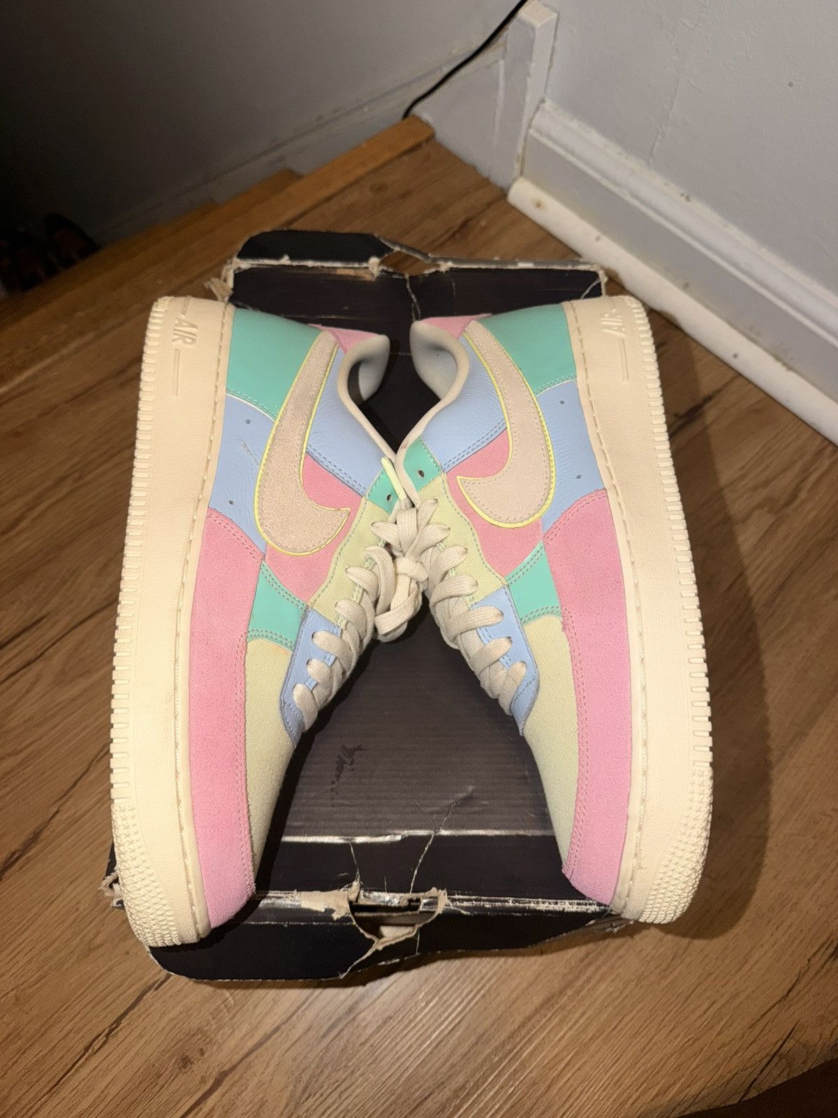 Nike Nike easter Air force 1 (2018) Size US 12 / EU 45 - 2 Thumbnail