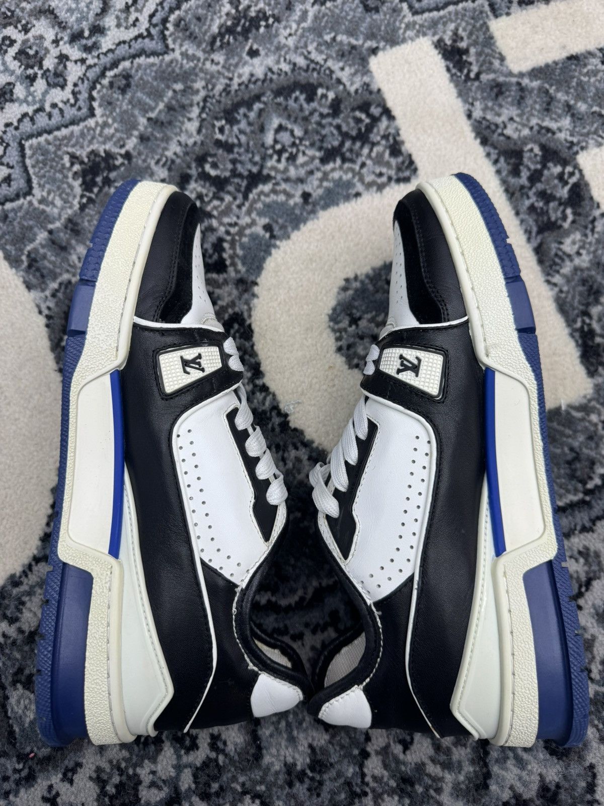 Louis Vuitton Louis Vuitton Virgil trainers Size US 5.5 / EU 38 - 2 Thumbnail