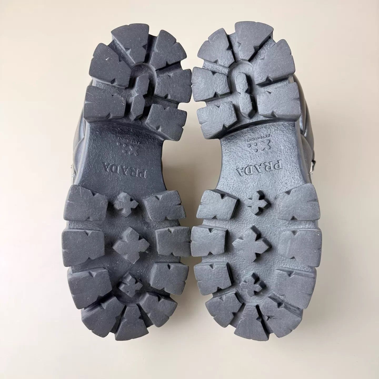 Prada Prada Black Cog Shoes Women's 36.5 Size US 6 / IT 36 - 7 Thumbnail