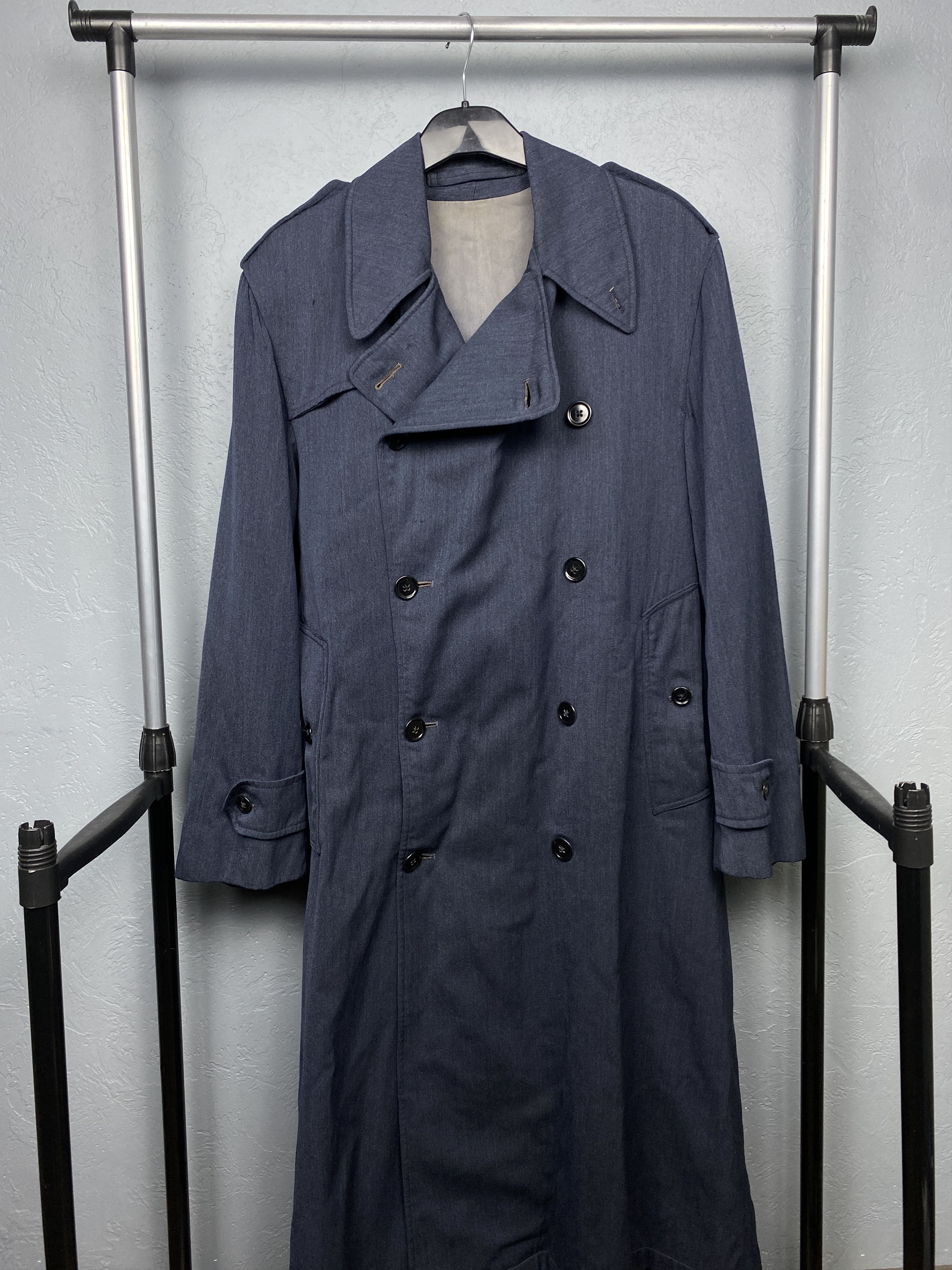 Vintage R.A.F. Officers 1962 Vintage Military Coat Jacket Size US L / EU 52-54 / 3 - 1 Thumbnail