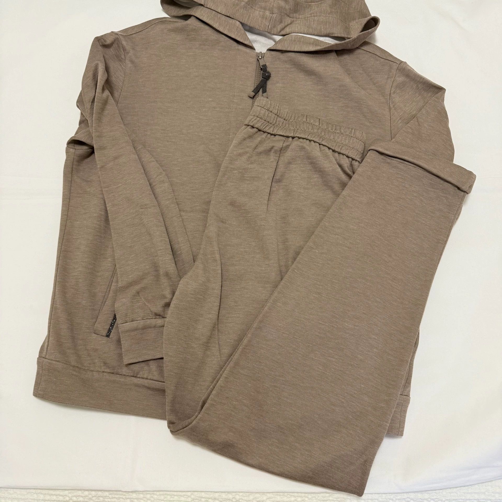 Brunello Cucinelli Brunello Cucinelli Women's Tracksuit M Size US 38 / EU 54 - 1 Thumbnail