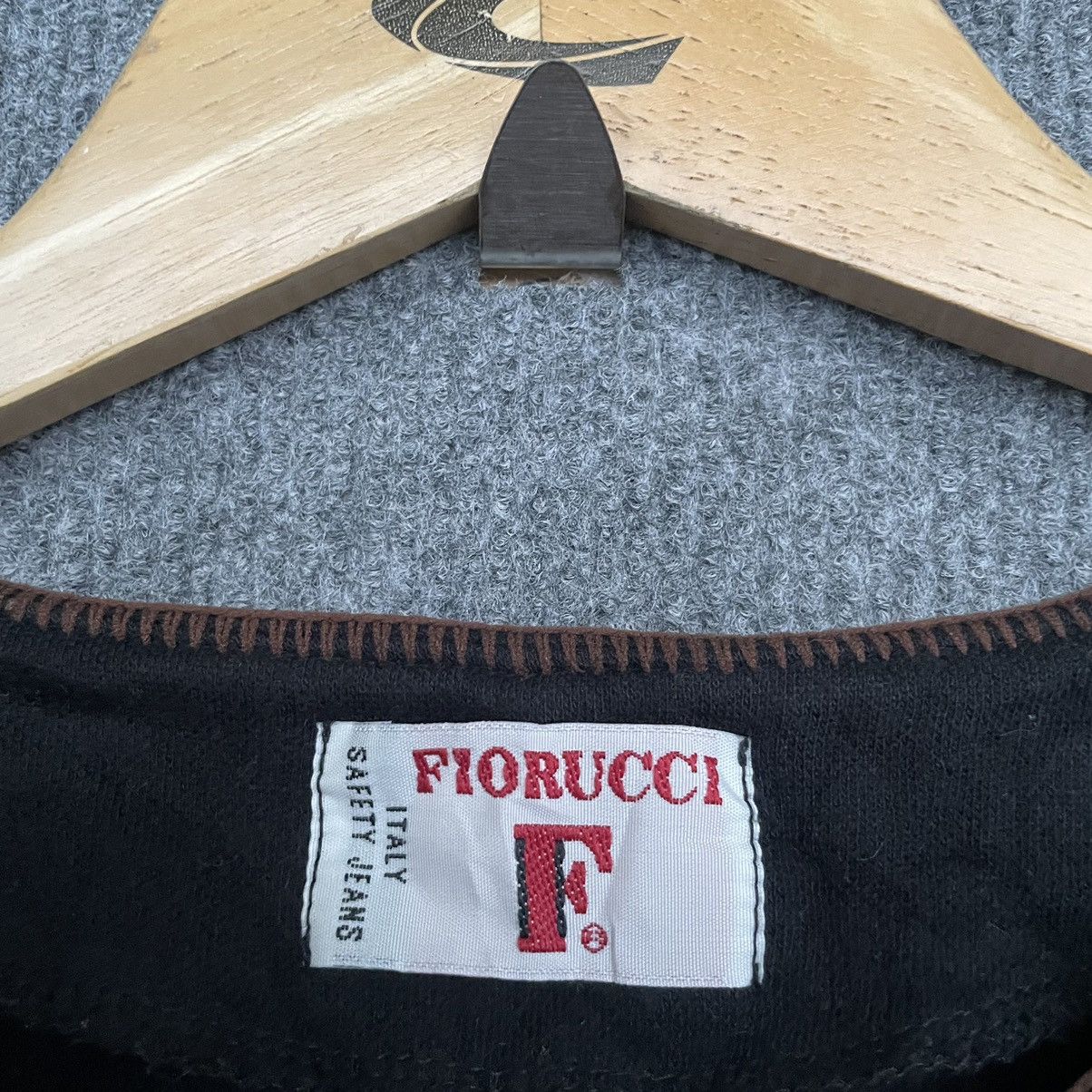 Fiorucci Vintage Fiorucci Button Down Cropped Cardigan Size S / US 4 / IT 40 - 4 Thumbnail