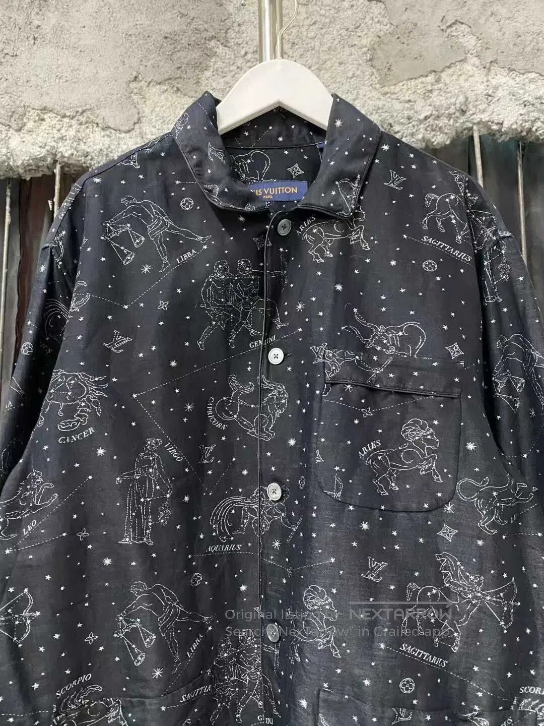 Louis Vuitton louis vuitton constellation long sleeve shirt. Size US M / EU 48-50 / 2 - 3 Thumbnail