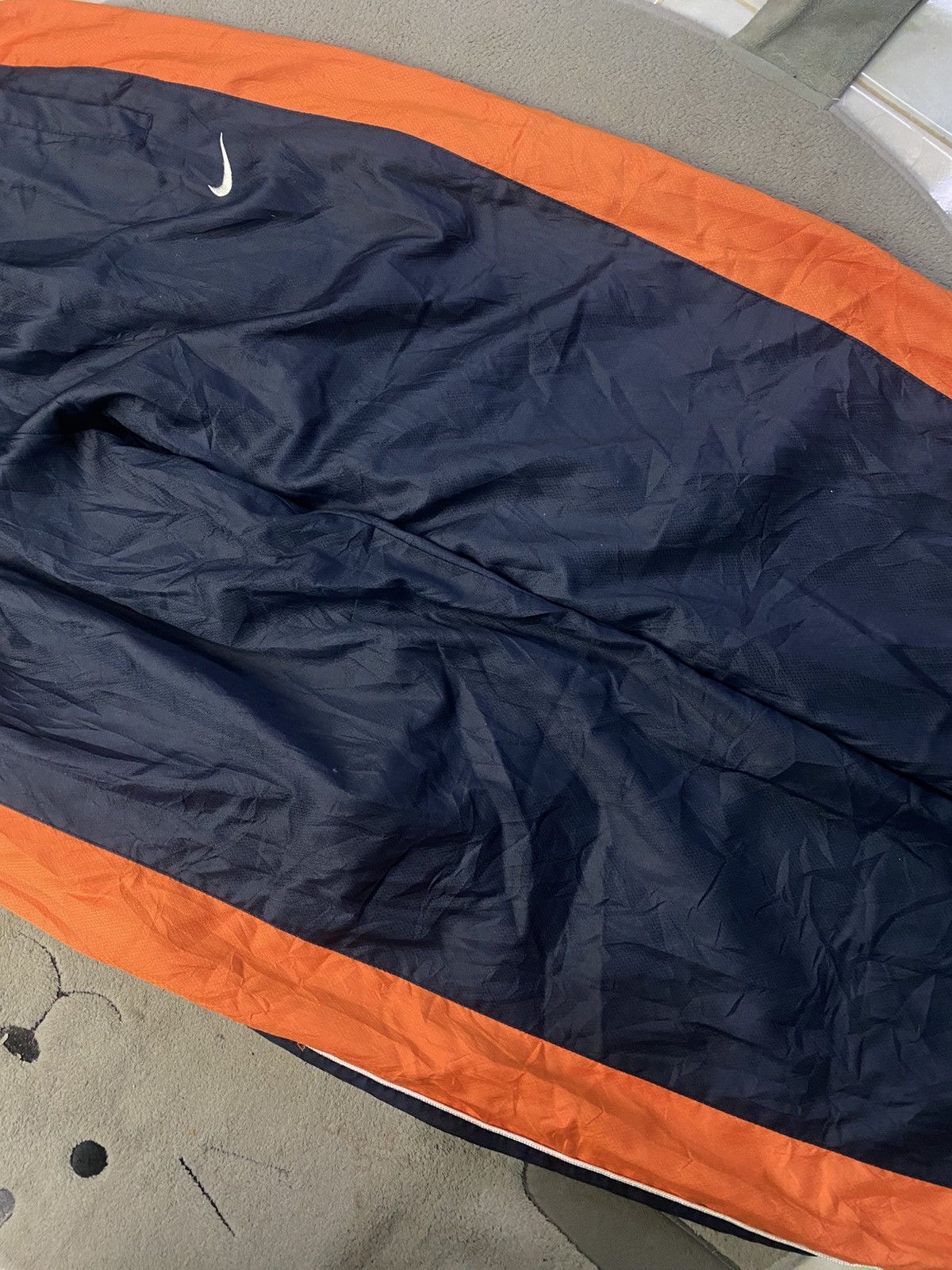 Carhartt Wip × Nike VINTAGE NIKE 90S BAGGY NYLON WIDE LEG SWOOSH TRACK PANTS Y2K Size US 26 / EU 42 - 7 Thumbnail