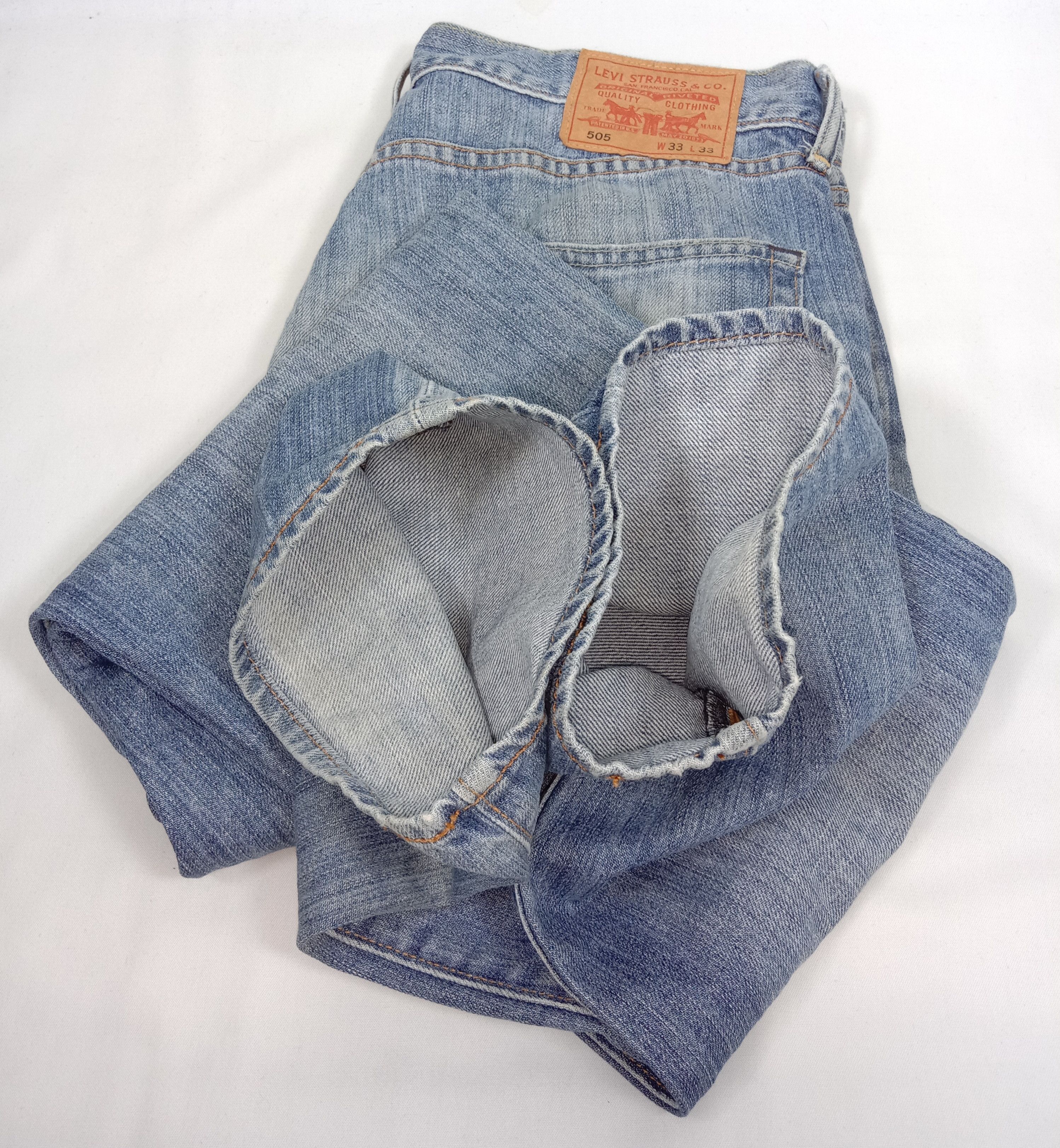 Levi's Vintage Levi's 505 Jeans Faded Blue Distressed Denim Size US 33 - 15 Thumbnail
