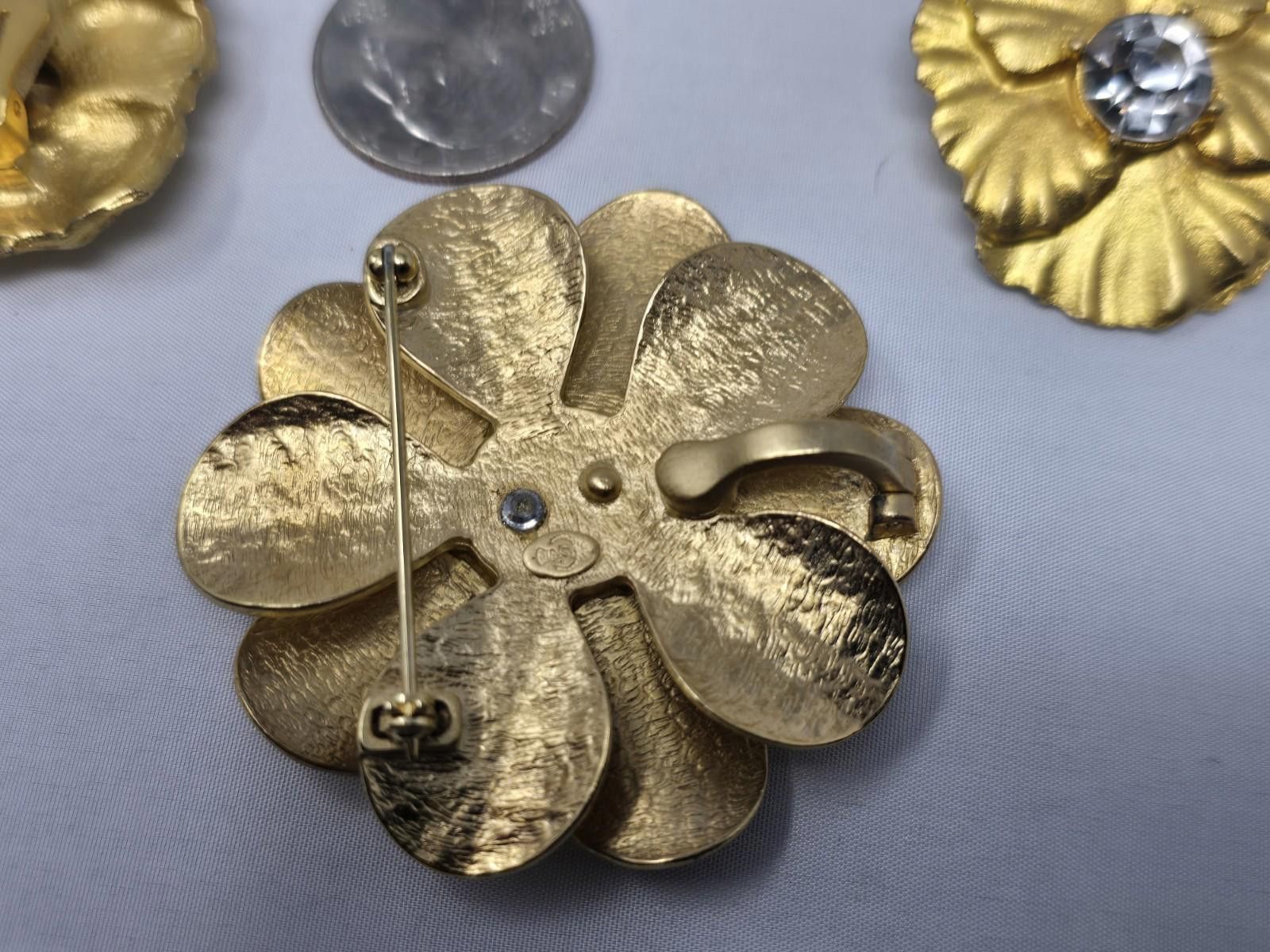 Anthony Vaccarello Gold-Tone Floral Jewelry– Bracelet, Brooch & Signed Earrings Size ONE SIZE - 7 Thumbnail