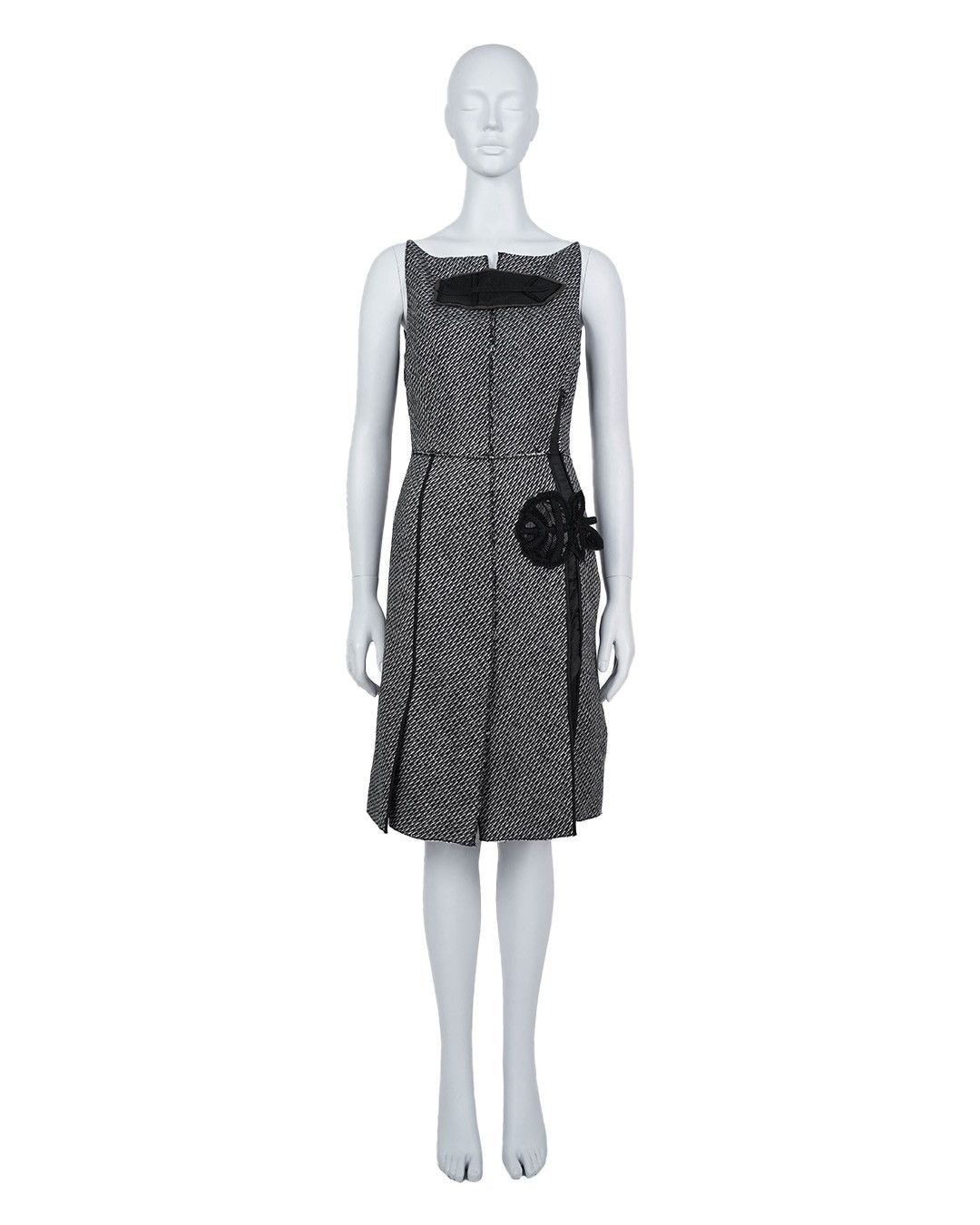 Prada Prada F/W2003 Wool Dress Size M / US 6-8 / IT 42-44 - 1 Thumbnail