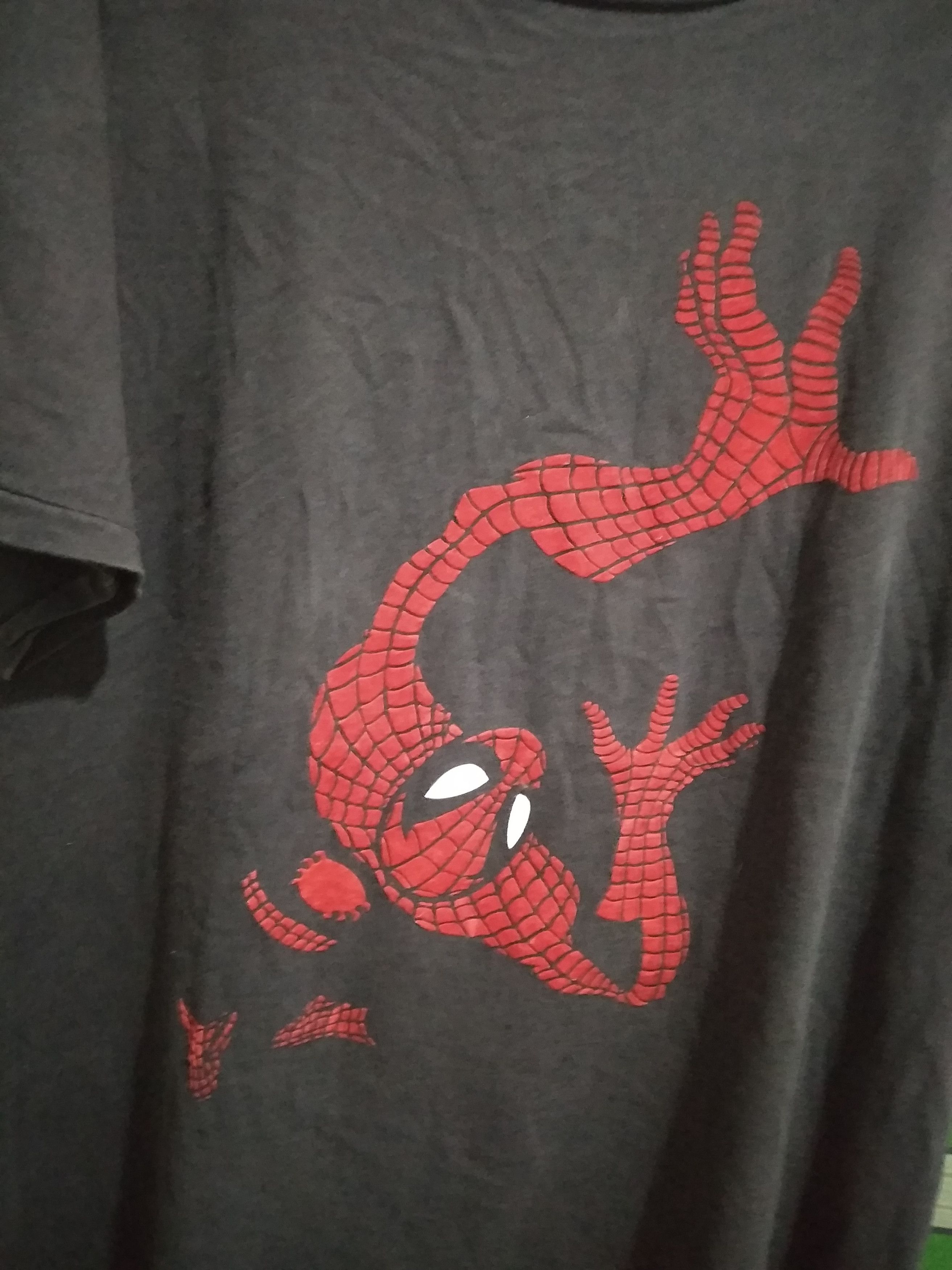 Marvel Comics × Vintage Vintage 90s SpiderMan w/ flocked graphic RARE Size US L / EU 52-54 / 3 - 4 Thumbnail