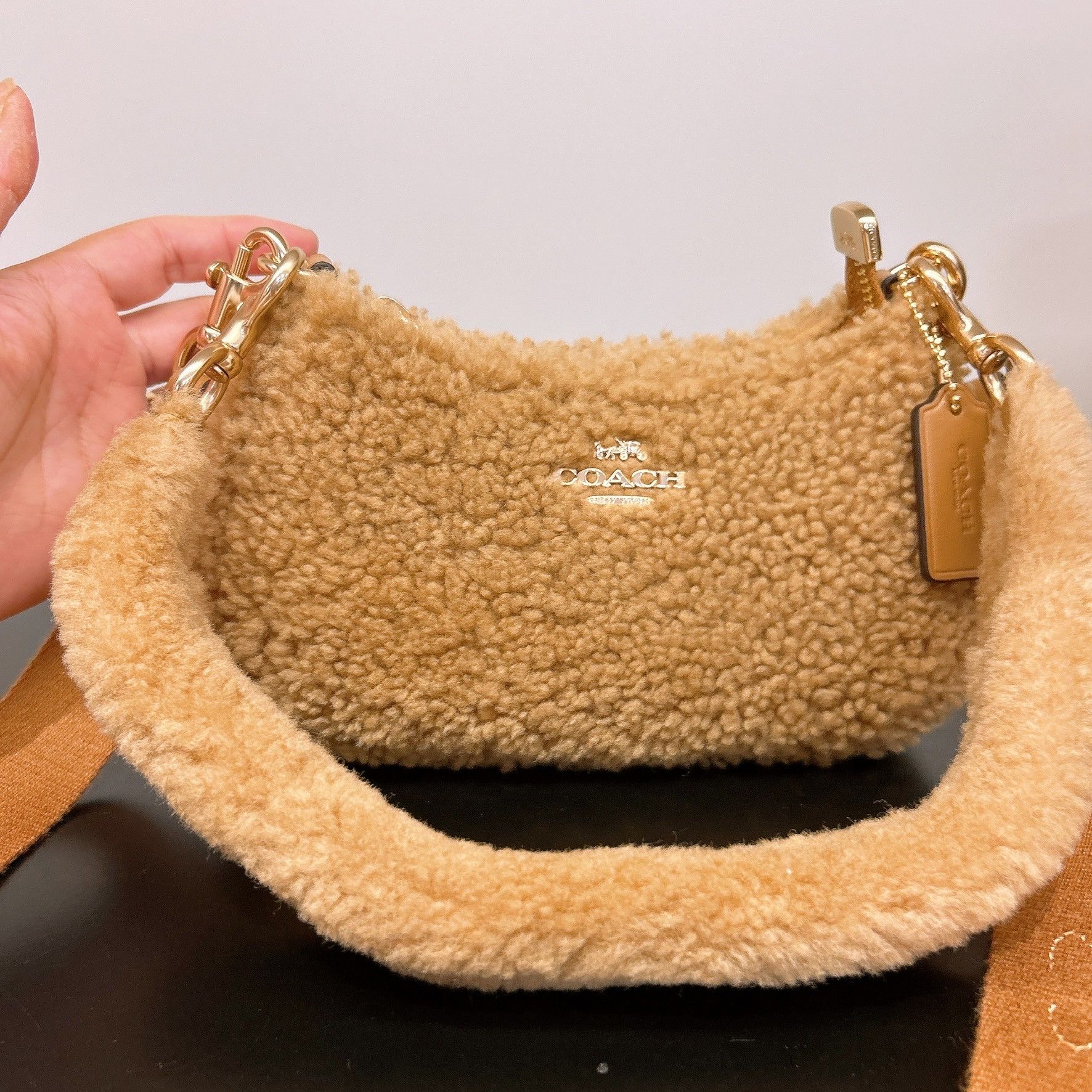 Coach Teri Mini Crossbody Bag In Shearling CDA84 Size ONE SIZE - 4 Thumbnail