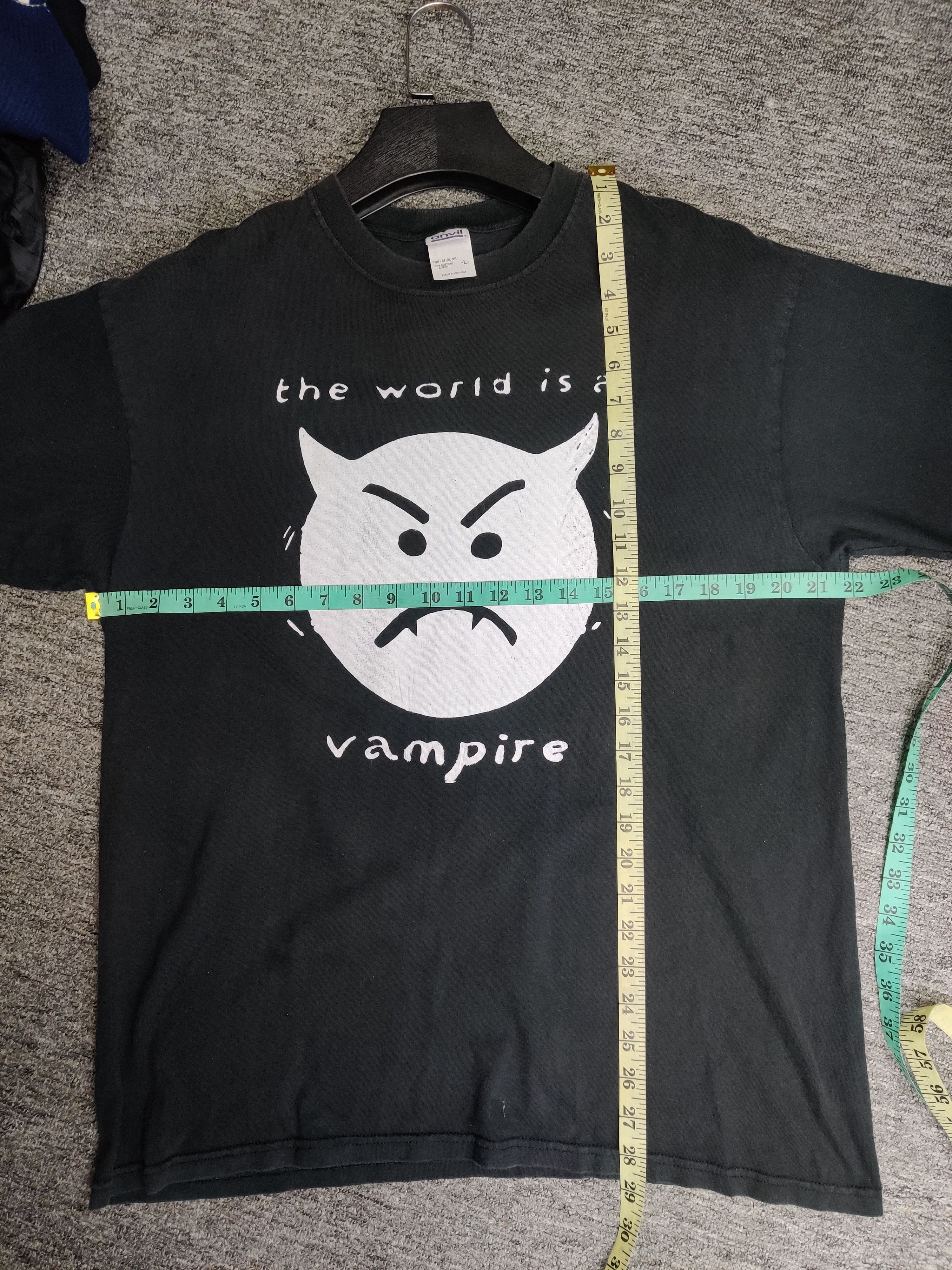 Band Tees Vintage Smashing Pumpkins World Is a Vampire Tee Tshirt Size US L / EU 52-54 / 3 - 8 Thumbnail