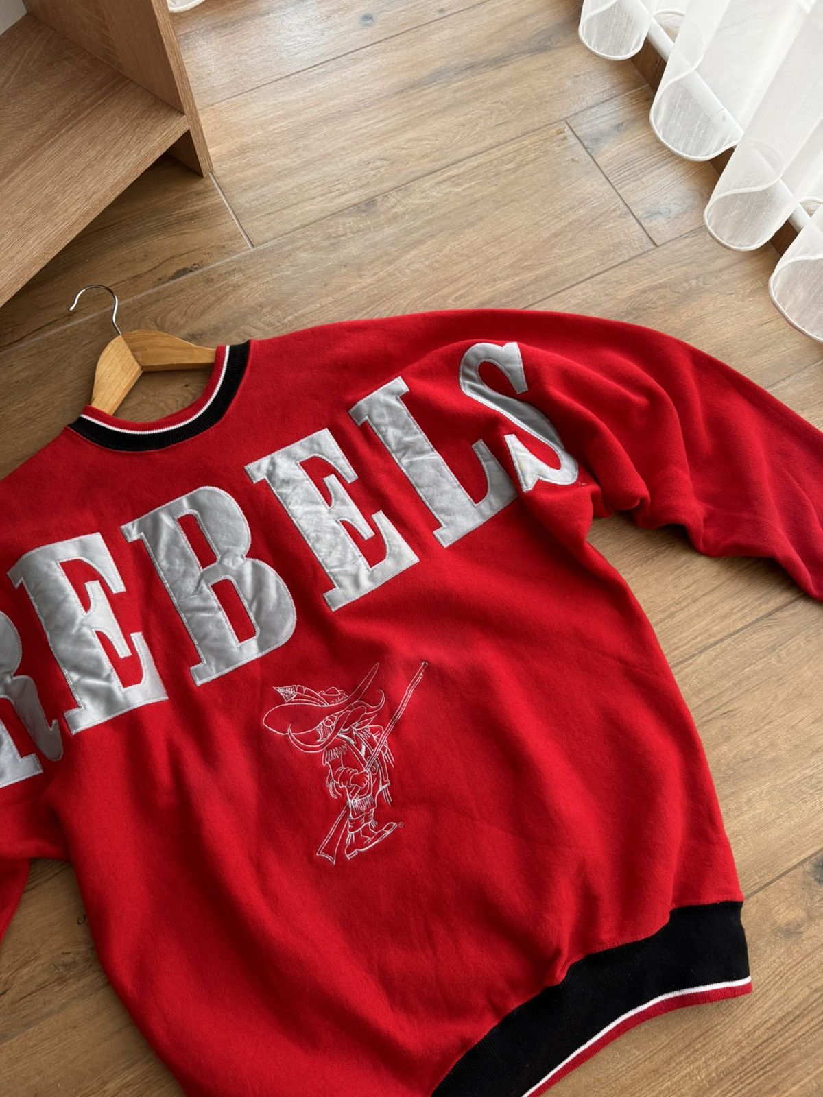 NHL × Vintage Vintage Rebels Red Druid Hockey by Legends Logo Sweatshirt Size US M / EU 48-50 / 2 - 10 Thumbnail