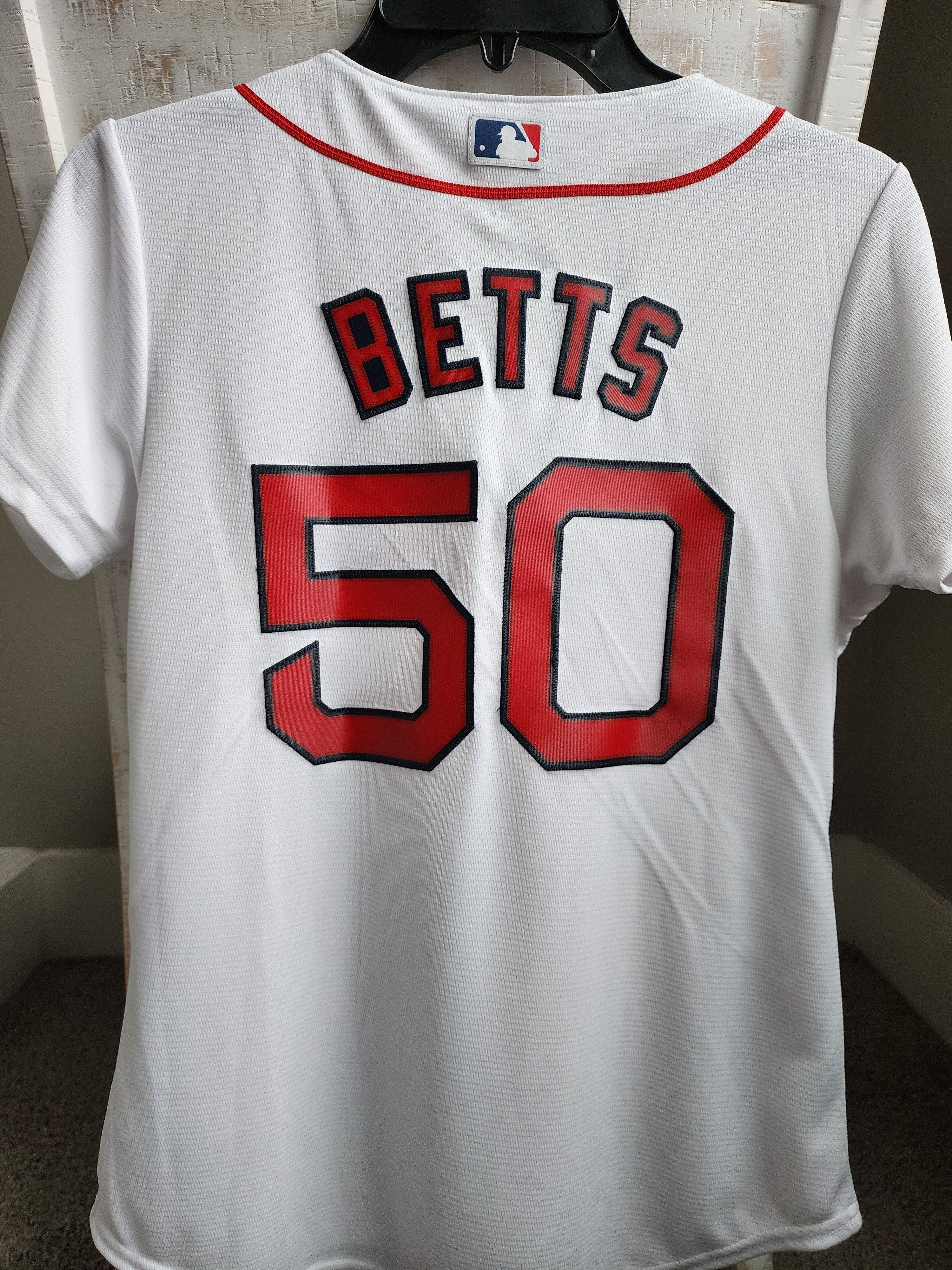 Majestic NWT Red Sox Mookie Betts jersey mint condition Size S / US 4 / IT 40 - 2 Thumbnail