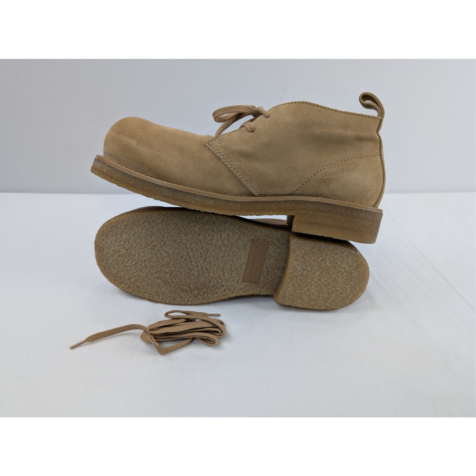 Bottega Veneta o1rshd1 Deep Nubuck Helium Ankle Boot in Camel Size US 12 / EU 45 - 1 Thumbnail