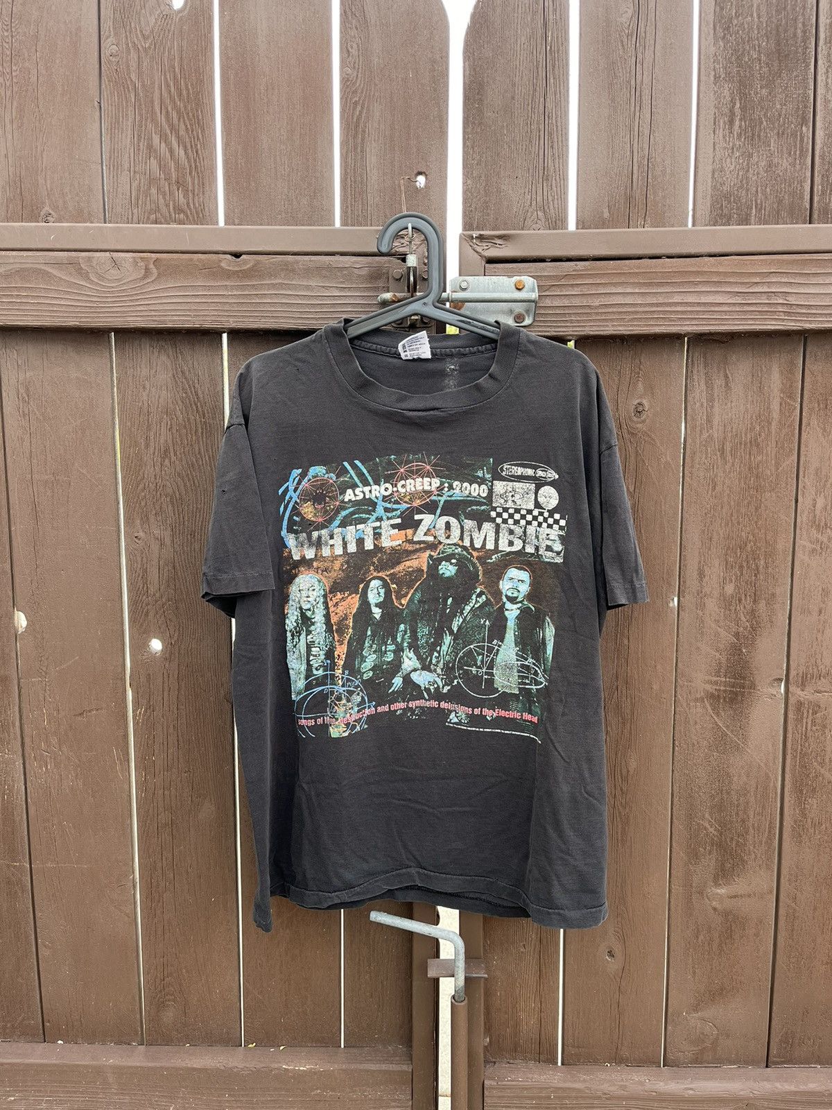Vintage vintage 90s white zombie tee Size US XL / EU 56 / 4 - 1 Thumbnail