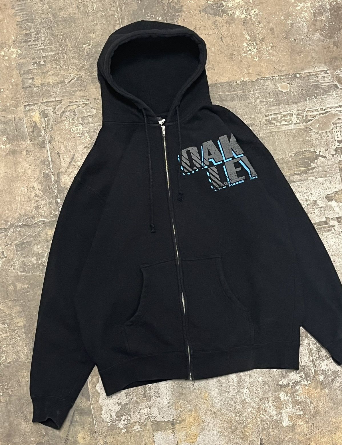 Oakley × Vintage Oakley black zip up vintage hoodie y2k gorpcore Size US L / EU 52-54 / 3 - 1 Thumbnail