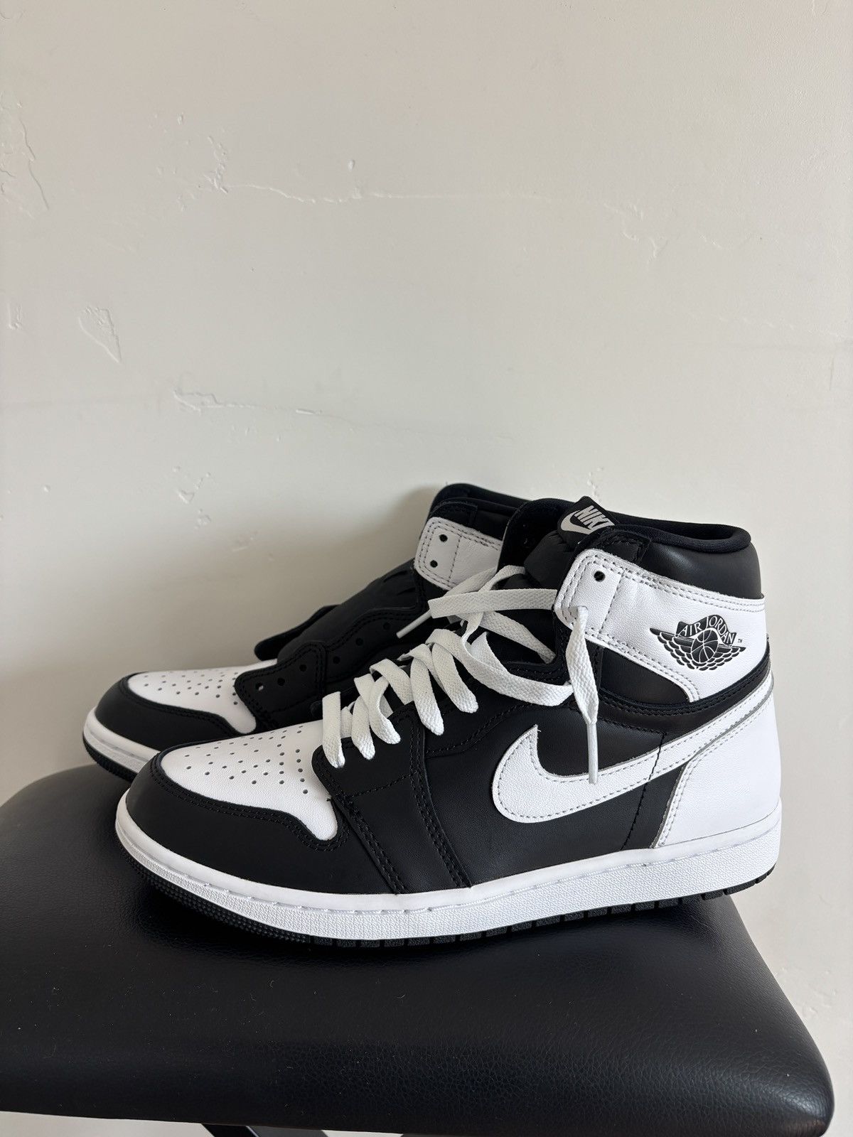 Jordan Brand Jordan 1 High Black White 2024 Size US 9 / EU 42 - 1 Thumbnail