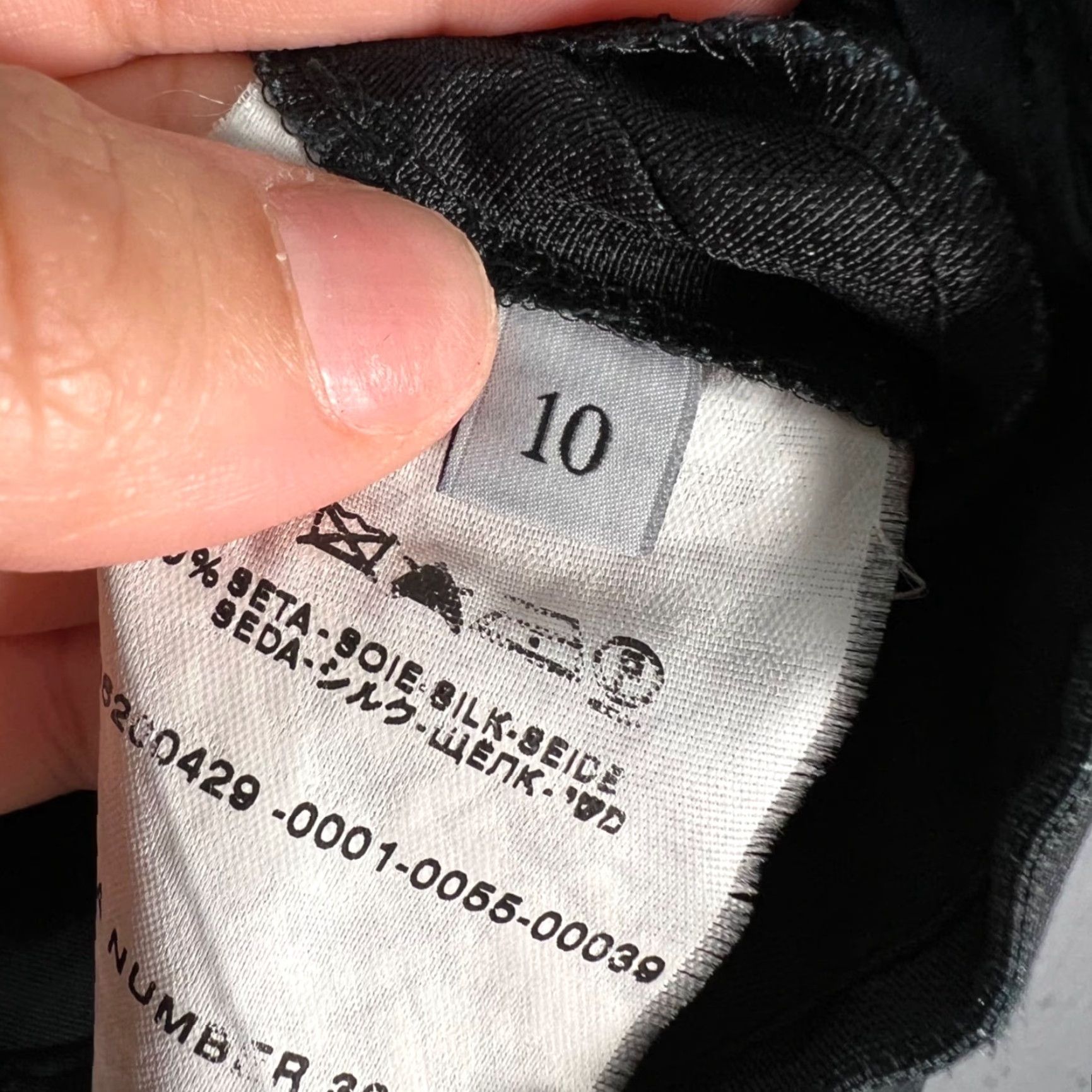 Valentino Valentino Womens 10 Silk Pleated Trousers Pants Dress Silk Black 100% Italy Formal Dress Pants Womens Size 32" / US 10 / IT 46 - 4 Thumbnail