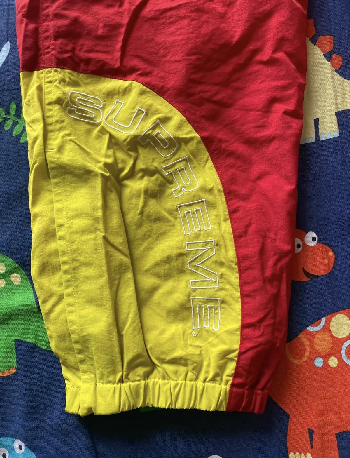 Supreme Supreme Corner Arc track pant red yellow Size US 36 / EU 52 - 4 Thumbnail