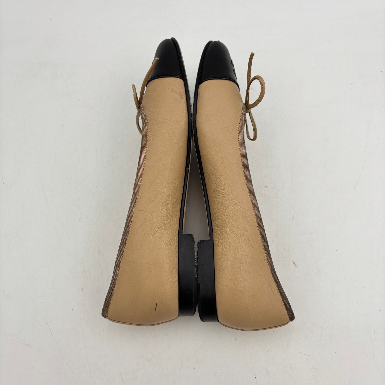 Chanel Chanel Leather CC Logo Cap Toe Boe Ballet Flats Women's 38C Size US 8 / IT 38 - 7 Thumbnail