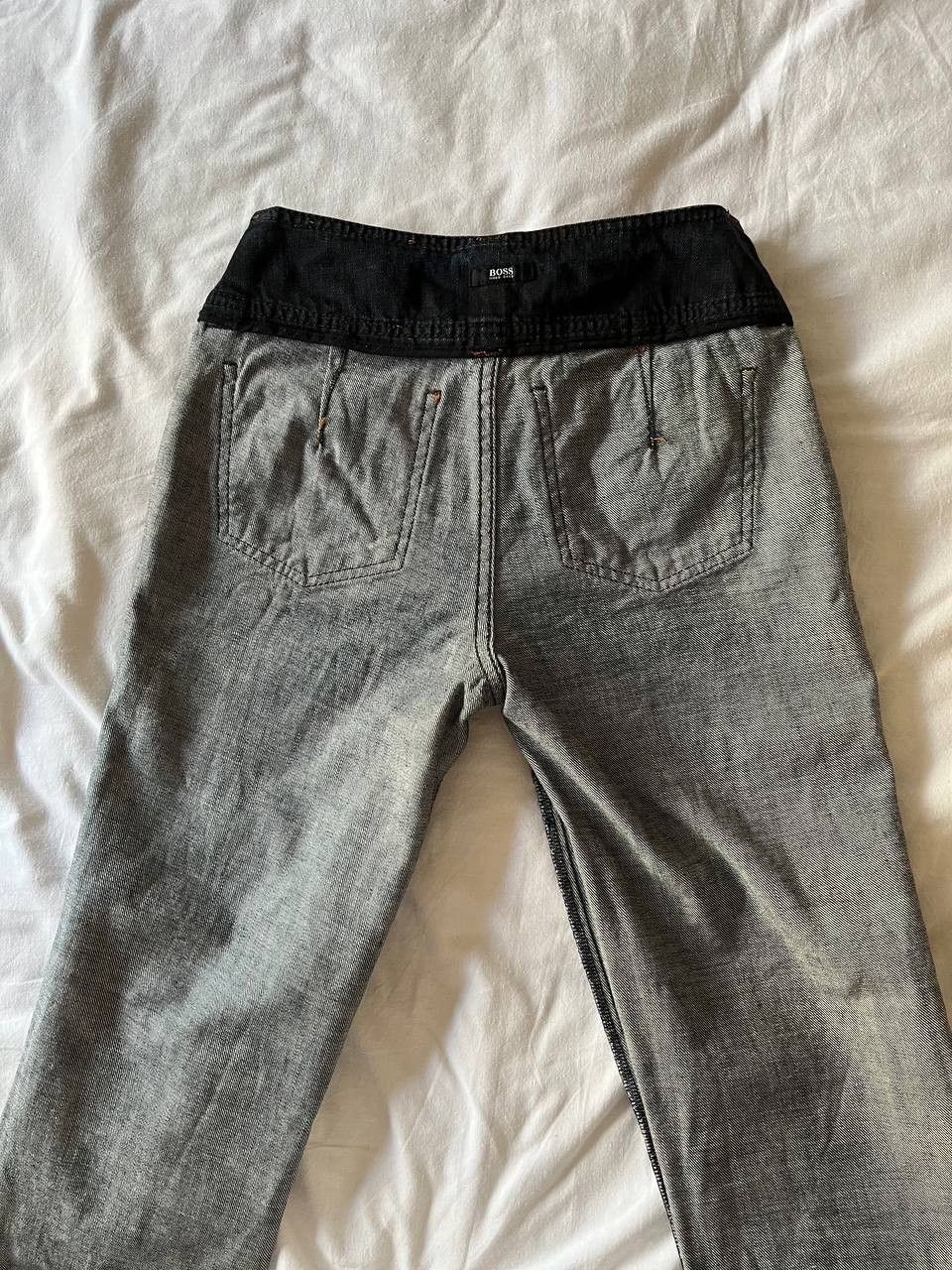 Hugo Boss × Vintage Boss W26/L30 vintage women's flared low rise Y2K jeans Size 26" / US 2 / IT 38 - 9 Thumbnail