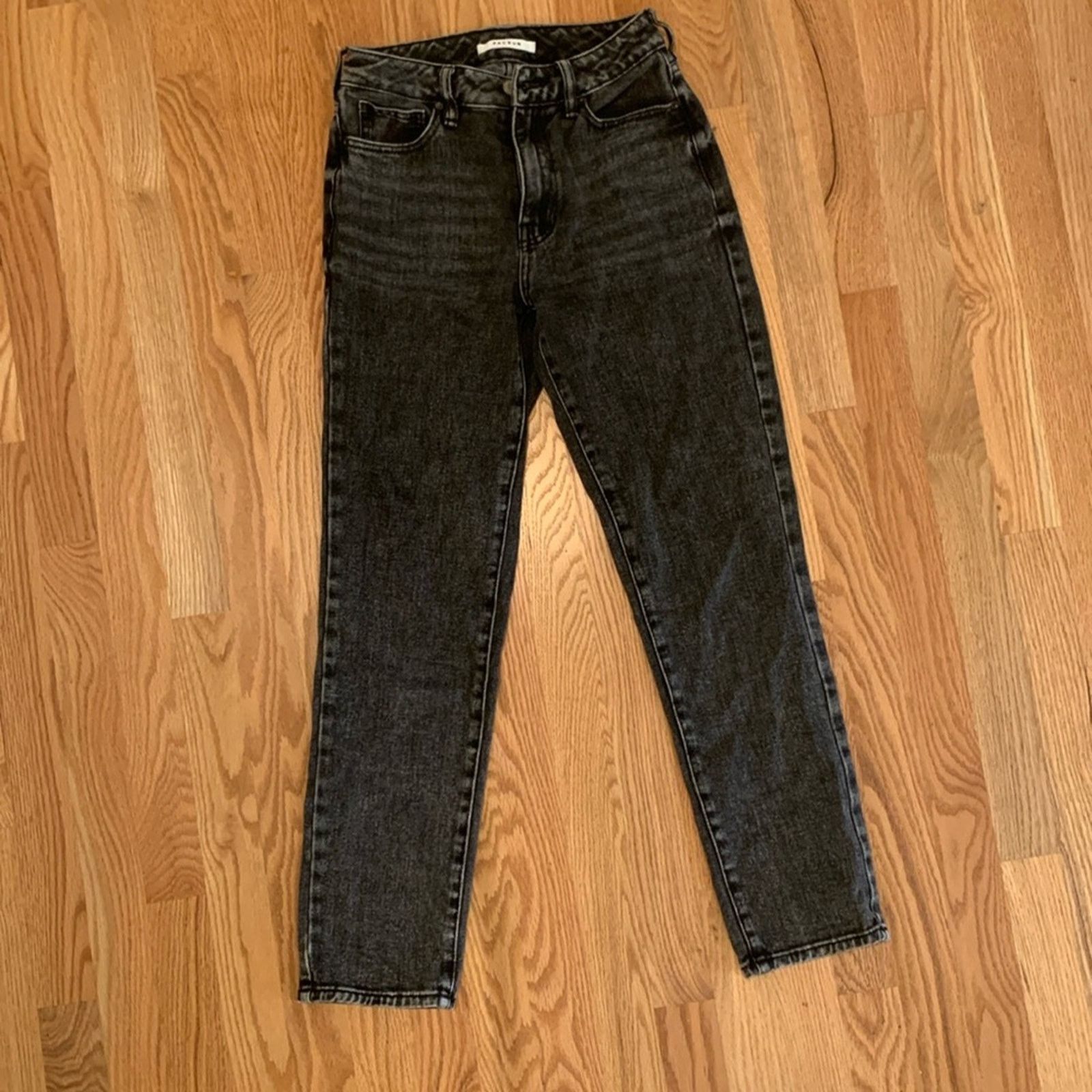 Pacsun PacSun Super Soft Black Mom Jeans Size 23" - 1 Thumbnail