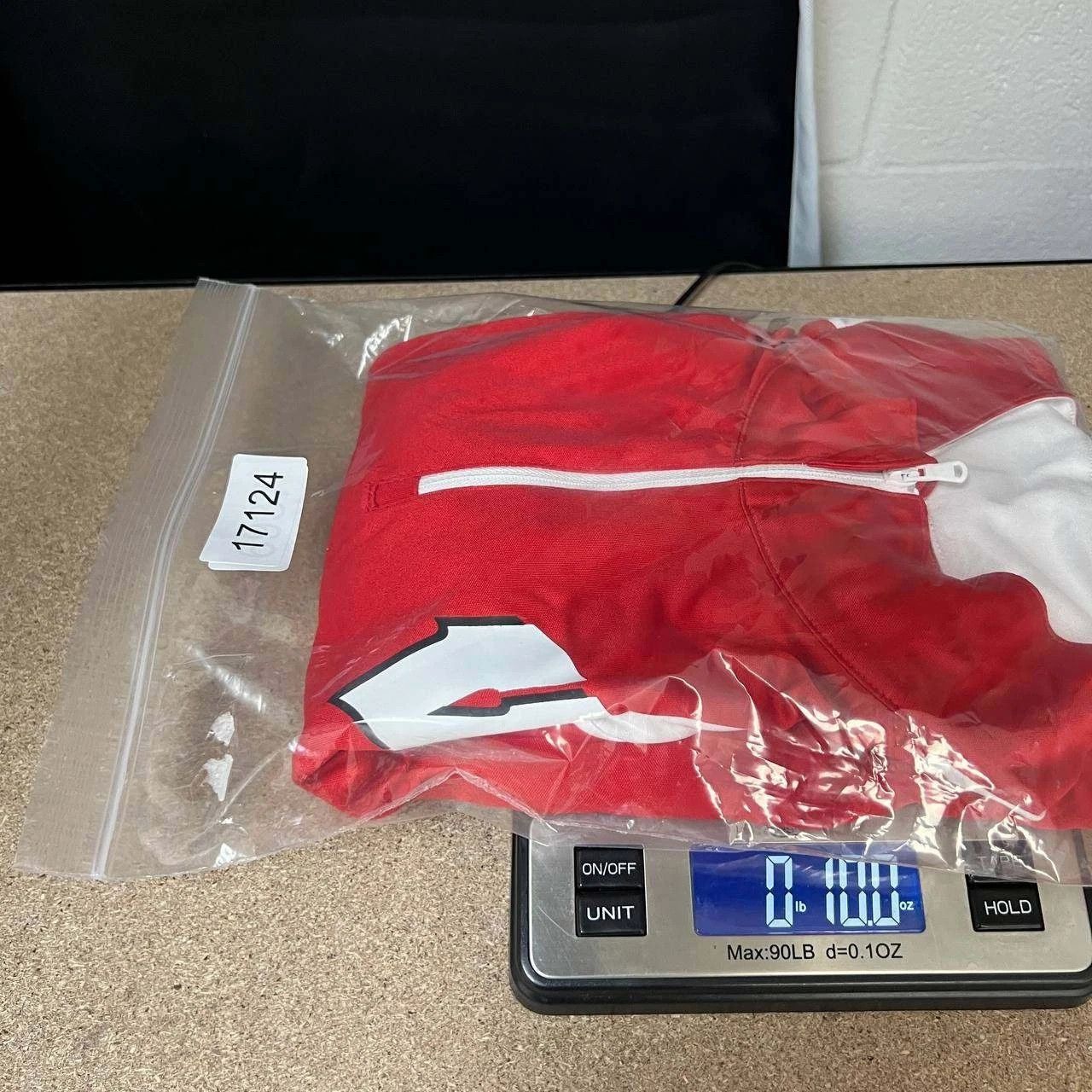Other Wisconsin Badgers Shirt Men Long Sleeve Quarter Zip New L Size US L / EU 52-54 / 3 - 8 Thumbnail
