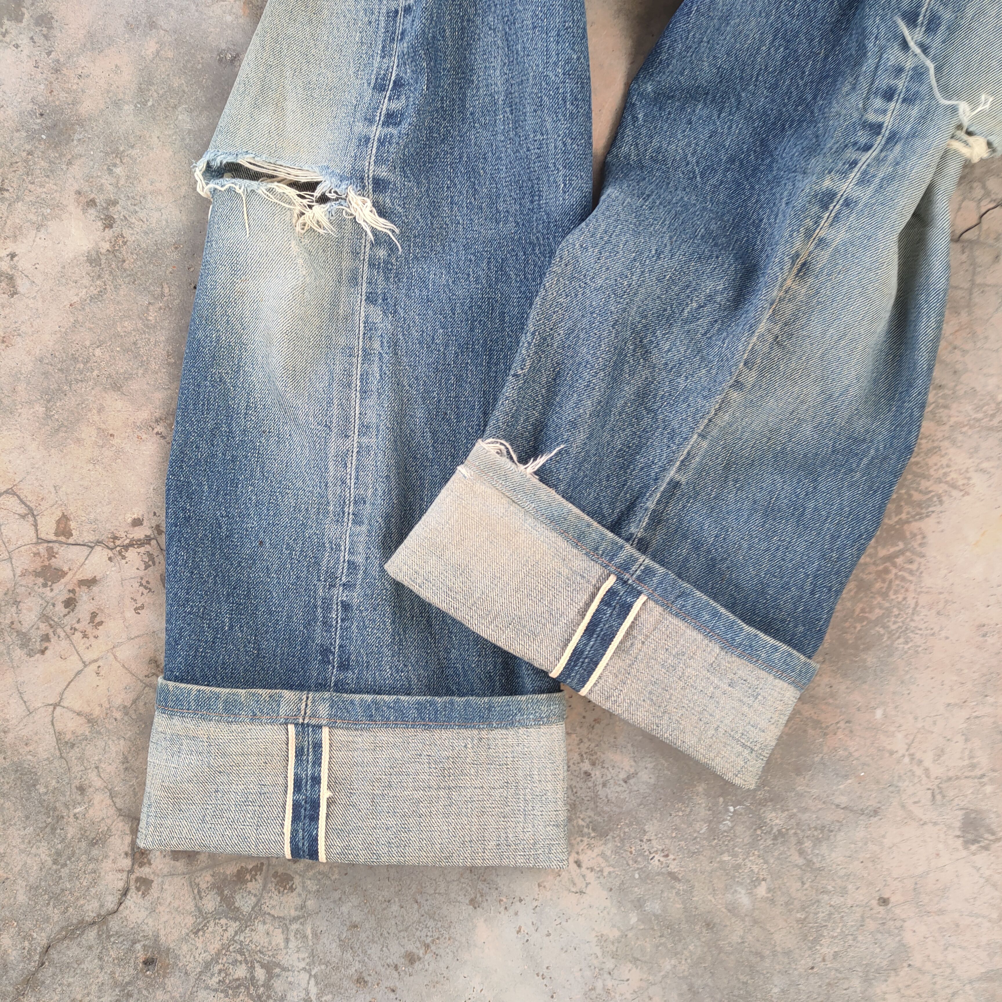 Japan Blue W30 VINTAGE BLUE WAY SELVEGE RIPPED JEANS DENIM PANTS Size US 30 / EU 46 - 13 Thumbnail