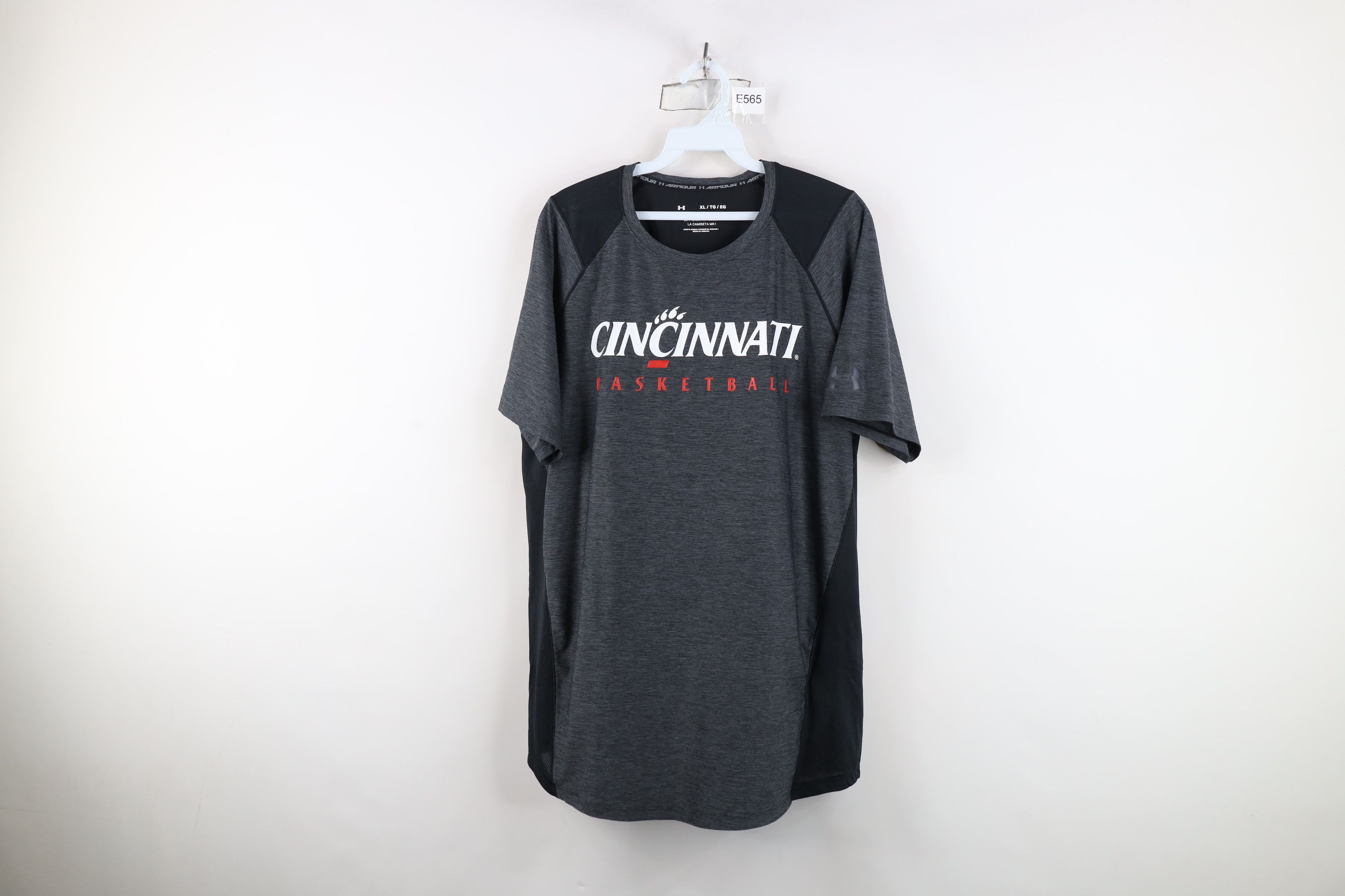 Under Armour University of Cincinnati Basketball T-Shirt
