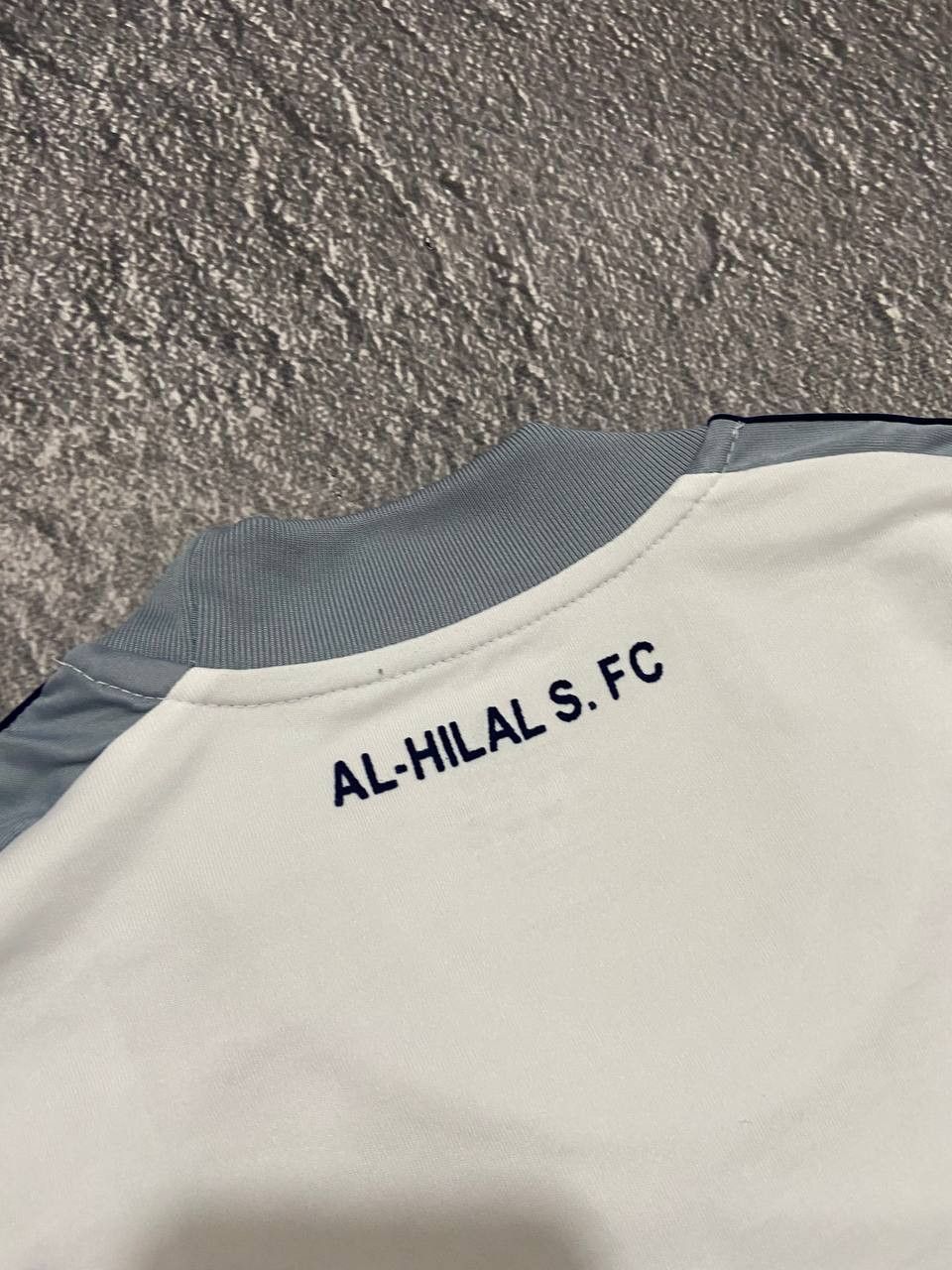 Adidas Adidas Al Hilal 2010 jersey Size US M / EU 48-50 / 2 - 3 Thumbnail