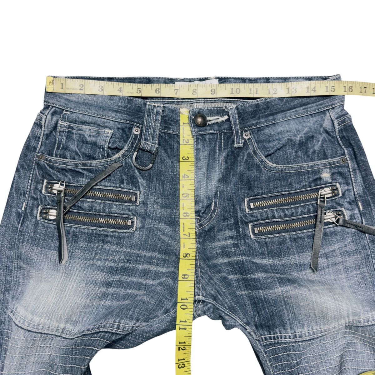 Vanquish Vintage Vanquish Denim Biker Jeans Balmain Size US 30 / EU 46 - 17 Thumbnail