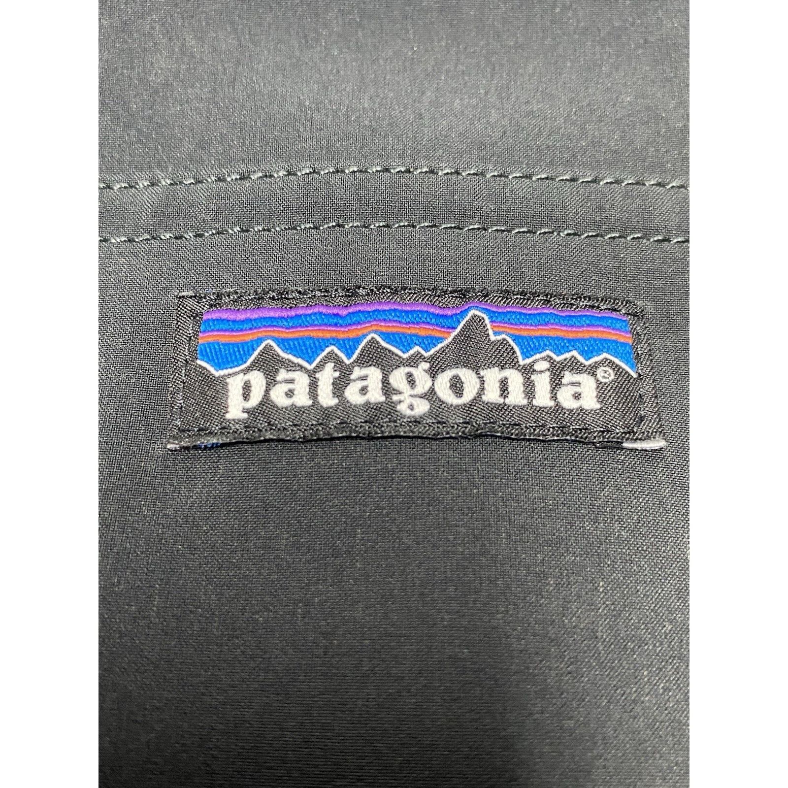 Patagonia Patagonia Jacket Mens S Black Full Zip Water Repellent Size US S / EU 44-46 / 1 - 4 Thumbnail
