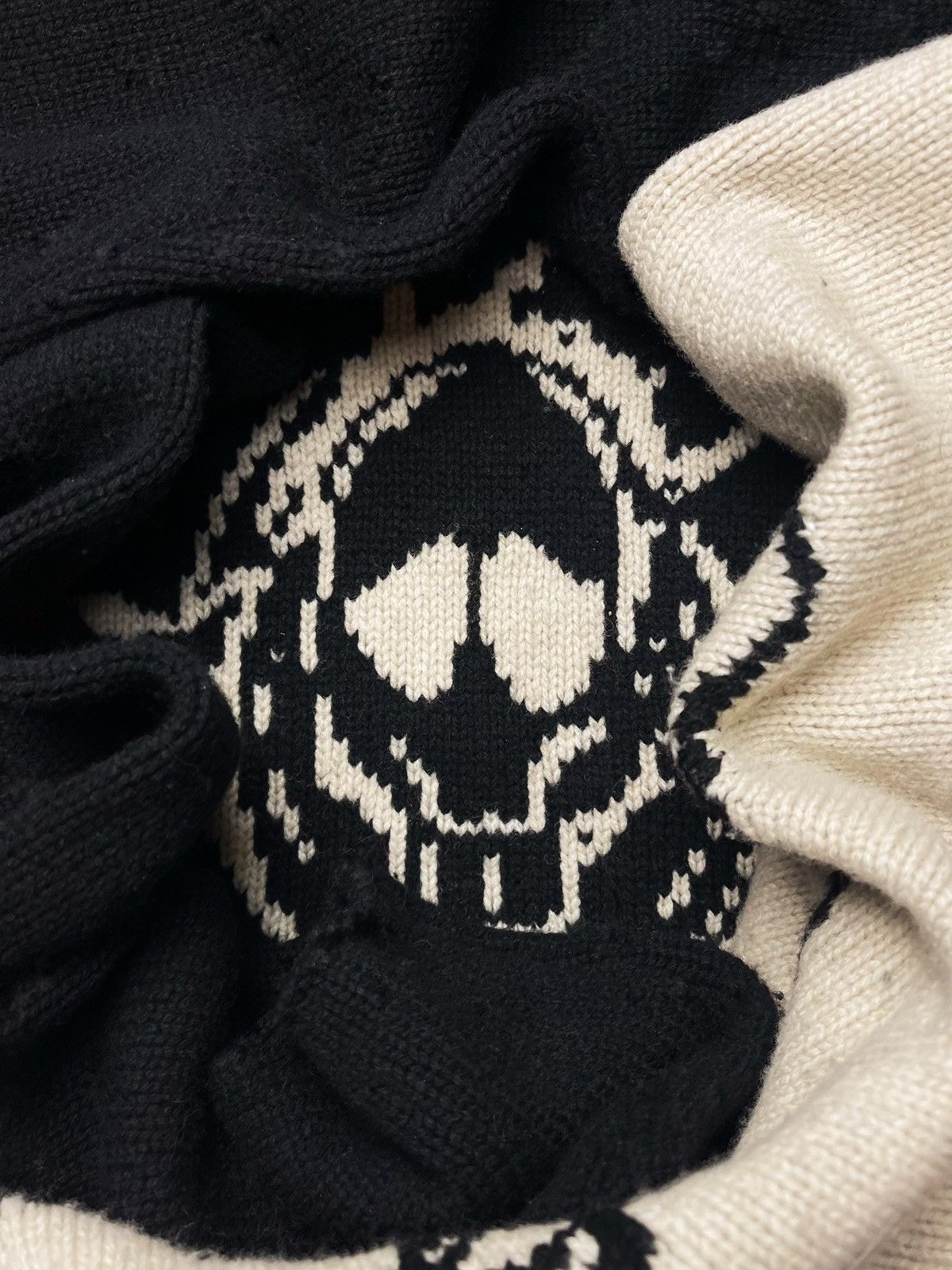 Yohji Yamamoto AW2018 Yohji Yamamoto x Shitaro Ishinomori Ghost Sweater Size US L / EU 52-54 / 3 - 5 Thumbnail