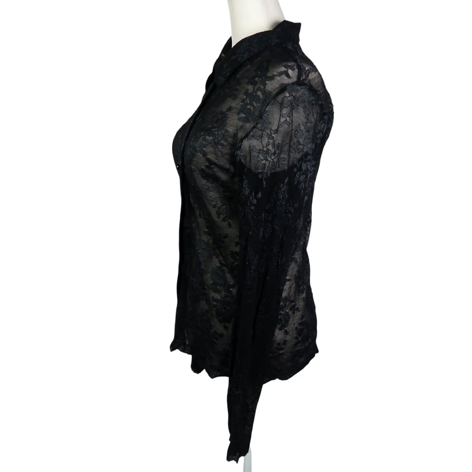 Vintage VINTAGE Versailles Black Sheer Floral Lace Button Down Blouse Top S Womens 90s Size S / US 4 / IT 40 - 3 Thumbnail