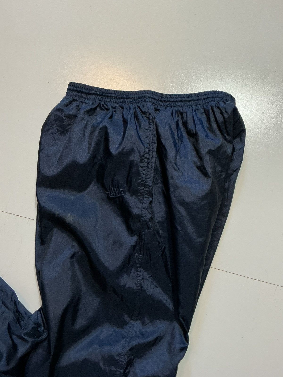 Nike Vintage 90s Nike Swoosh Windbreaker Nylon Lined Track Pants Size US 34 / EU 50 - 8 Thumbnail