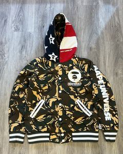 Aape red outlet camo hoodie