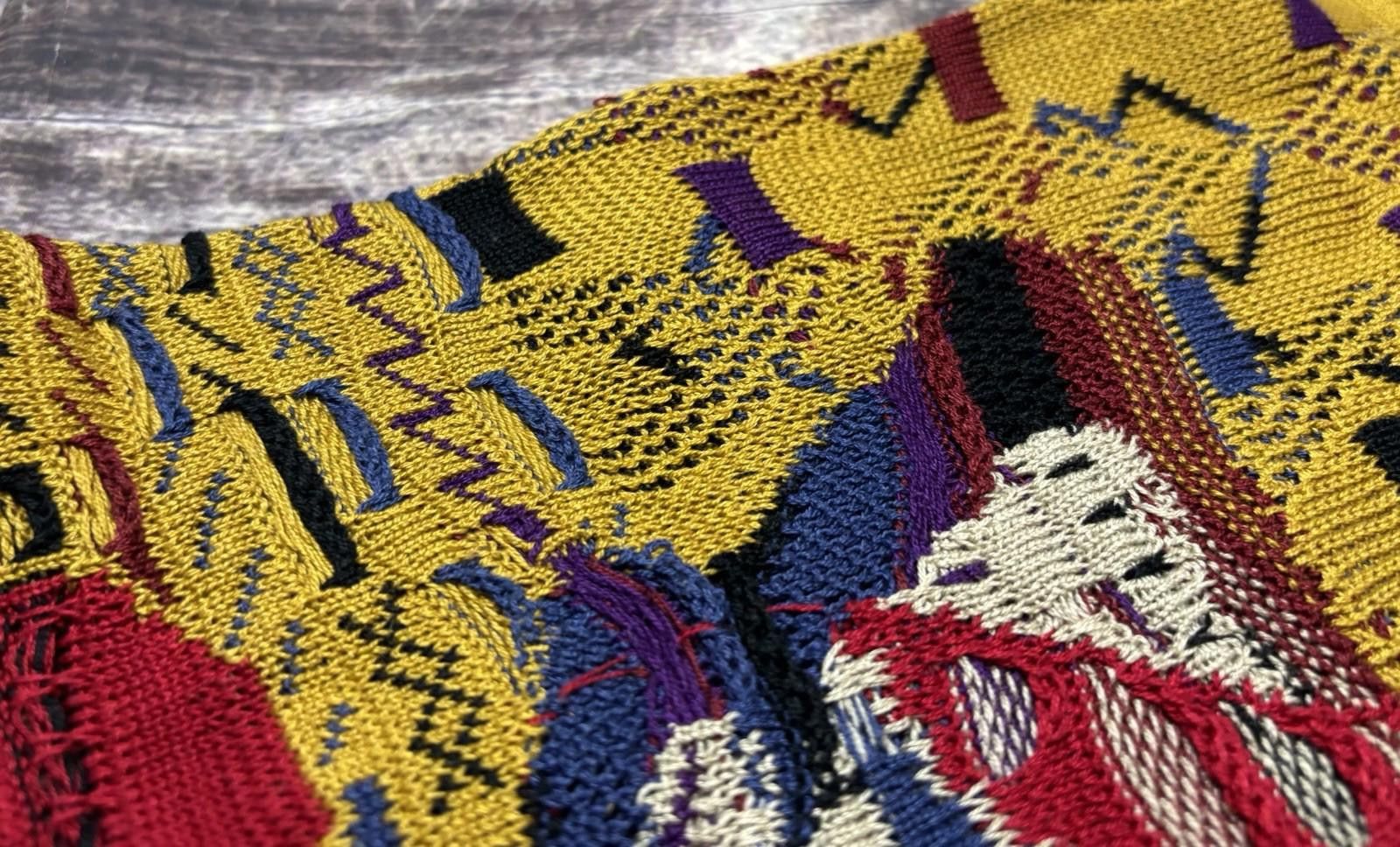 Coogi Coogi Sweater Mens L 3D Knit Flowers Mercerized Cotton Size US L / EU 52-54 / 3 - 11 Thumbnail
