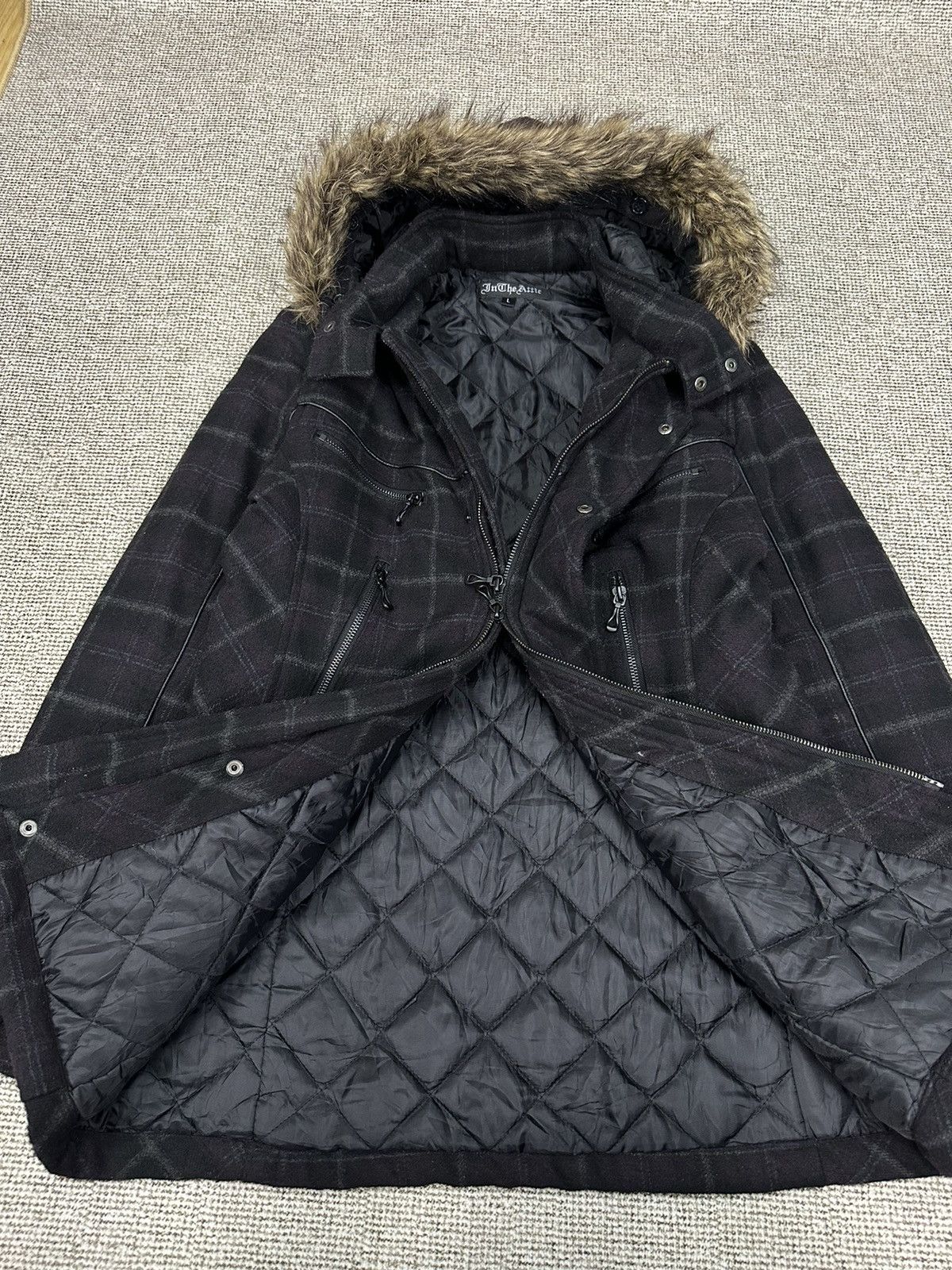 In The Attic In The Attic Fur Wool Jacket Vkei Lgb Style Z252 Size US L / EU 52-54 / 3 - 4 Thumbnail