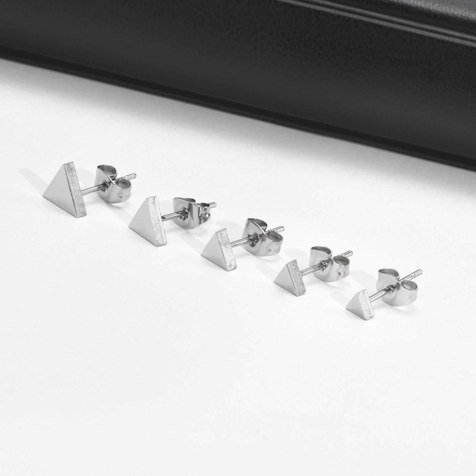 Jewelry Modern Earrings One Pairs Chrome Jewelry Size ONE SIZE - 2 Thumbnail