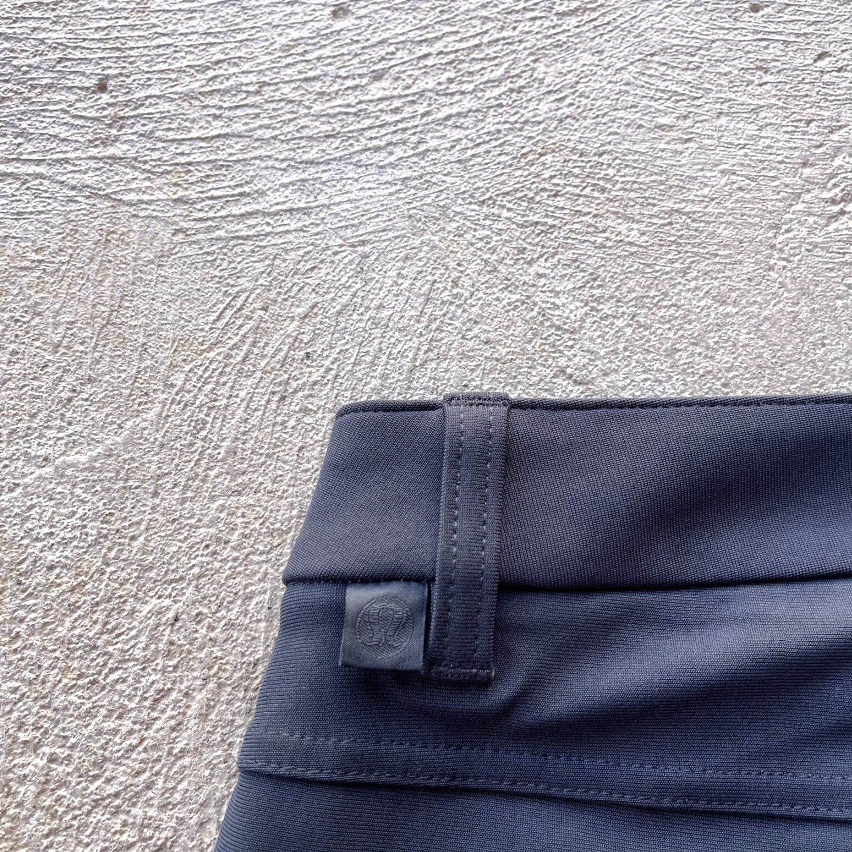Lululemon Lululemon Pants Mens 30x30 Gray ABC Straight Stretch Outdoor Basic Golf Chino Size US 30 / EU 46 - 5 Thumbnail