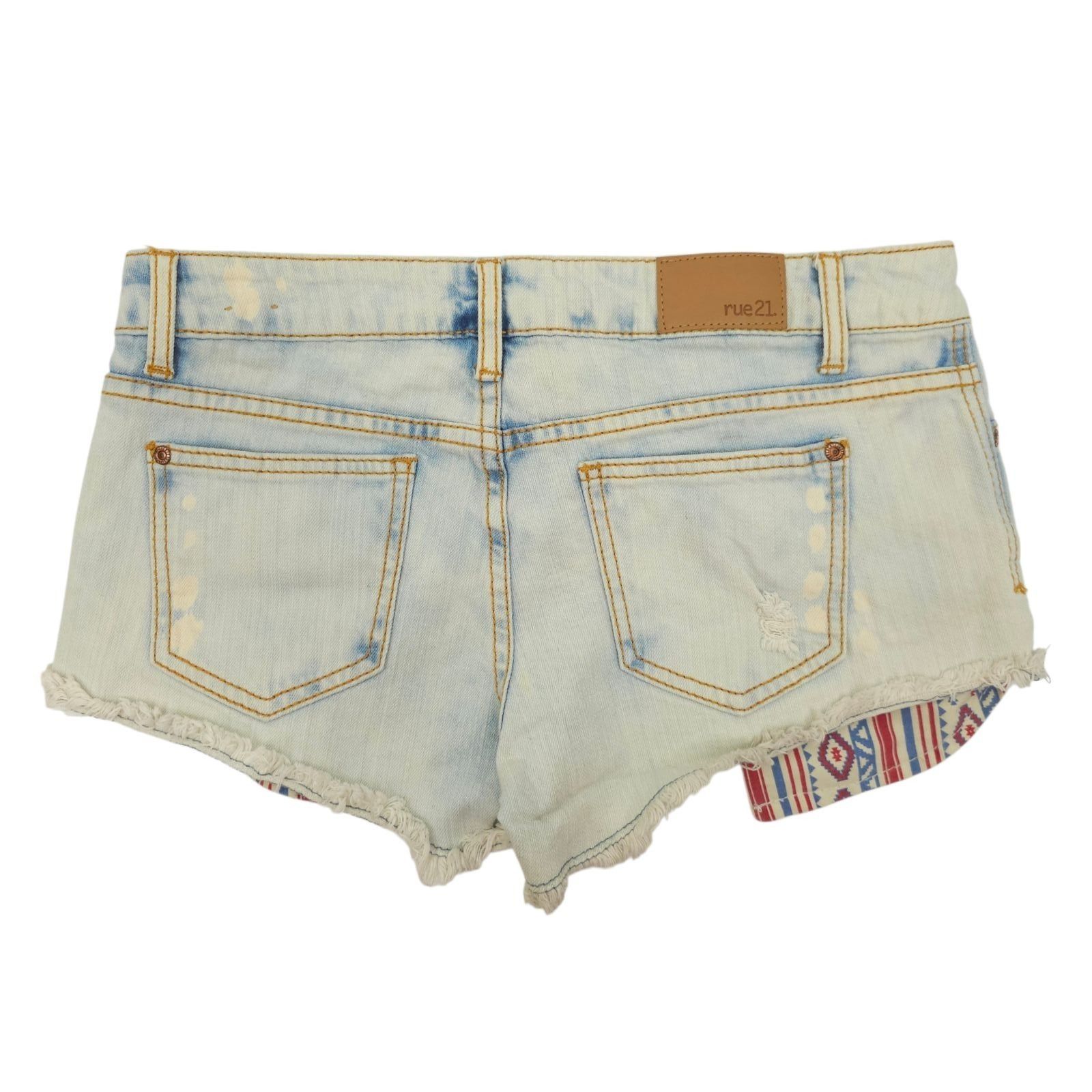 rue21 rue21 Denim Cutoff Shorts 7/8 Light Wash Distressed Aztec Bo Size 32" / US 10 / IT 46 - 2 Thumbnail