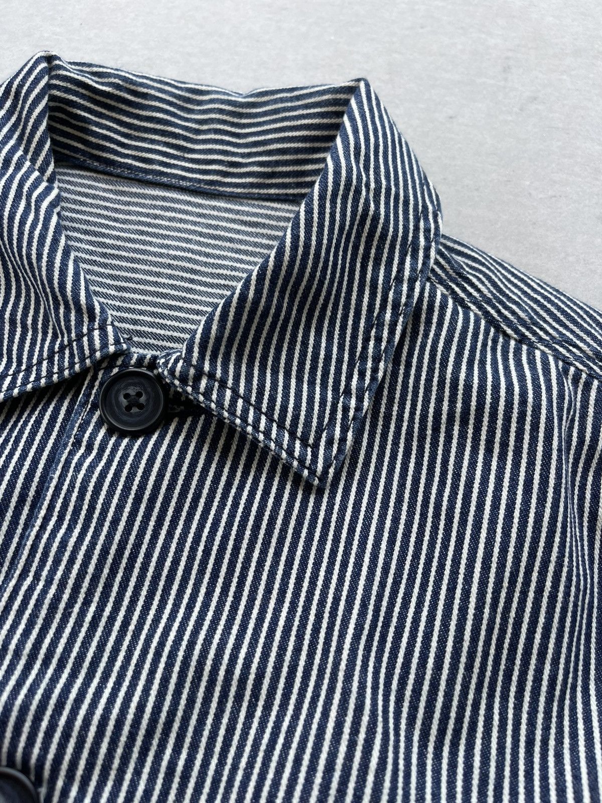 GU × Kim Jones GU Hickory Stripe Chef Overshirt Size US S / EU 44-46 / 1 - 9 Thumbnail