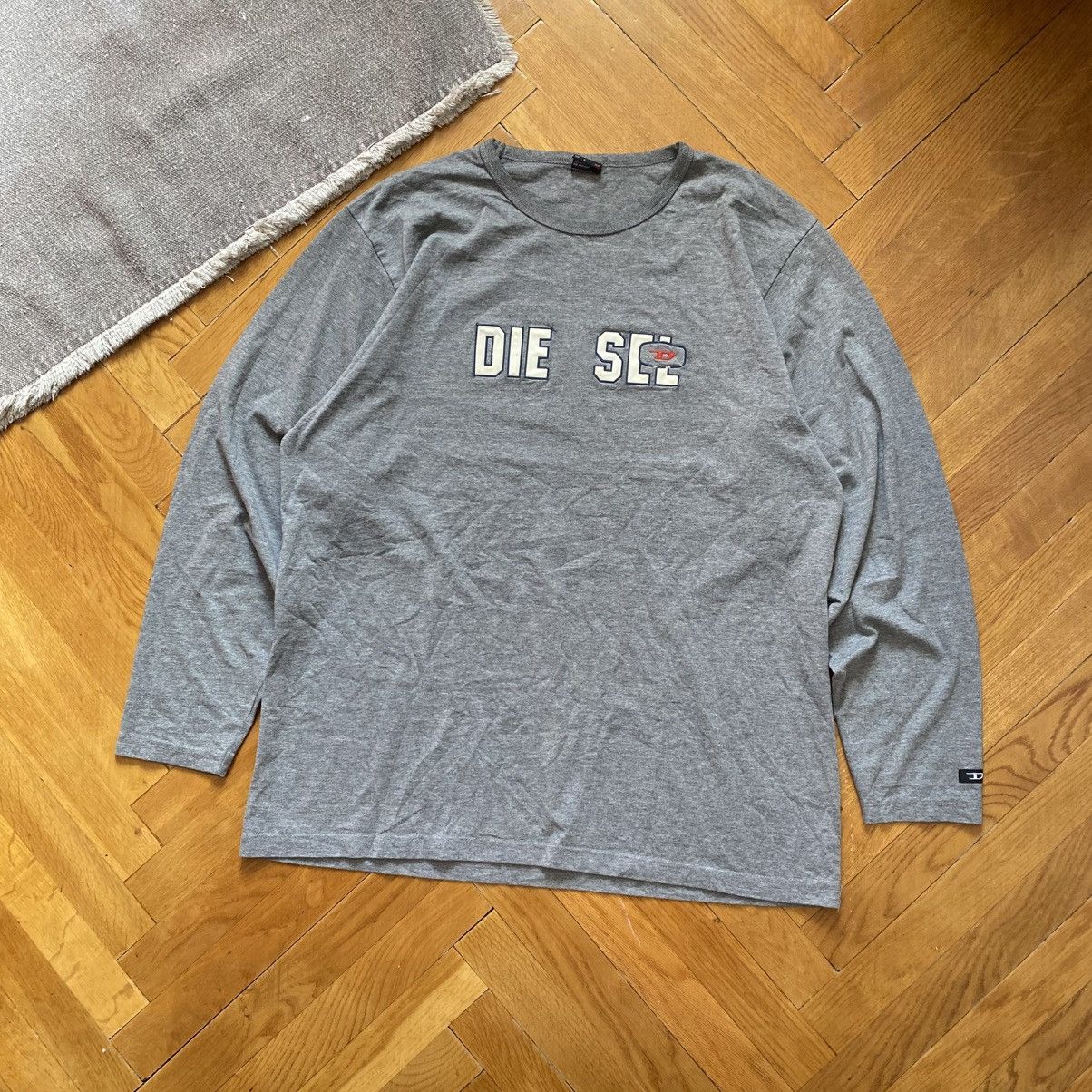 Diesel VINTAGE DIESEL Y2K BIG LOGO LONG SLEEVE T SHIRT Size US L / EU 52-54 / 3 - 1 Thumbnail