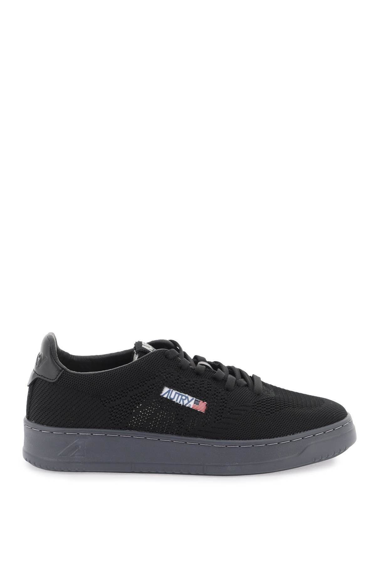 image of Autry Low Easeknit Medalist Size Eu 42 For Men Shoes in Nero